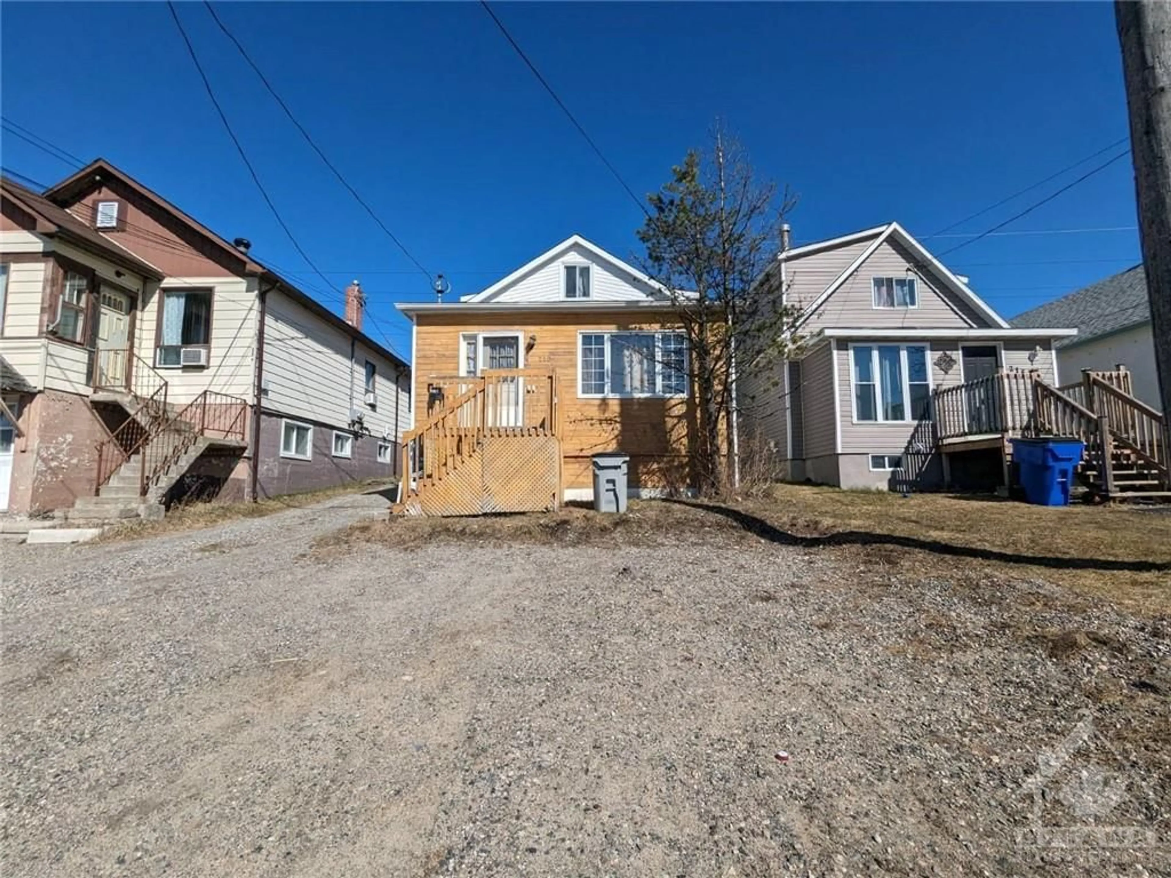 Frontside or backside of a home for 210 LAIDLAW St, Timmins Ontario P4N 2P8