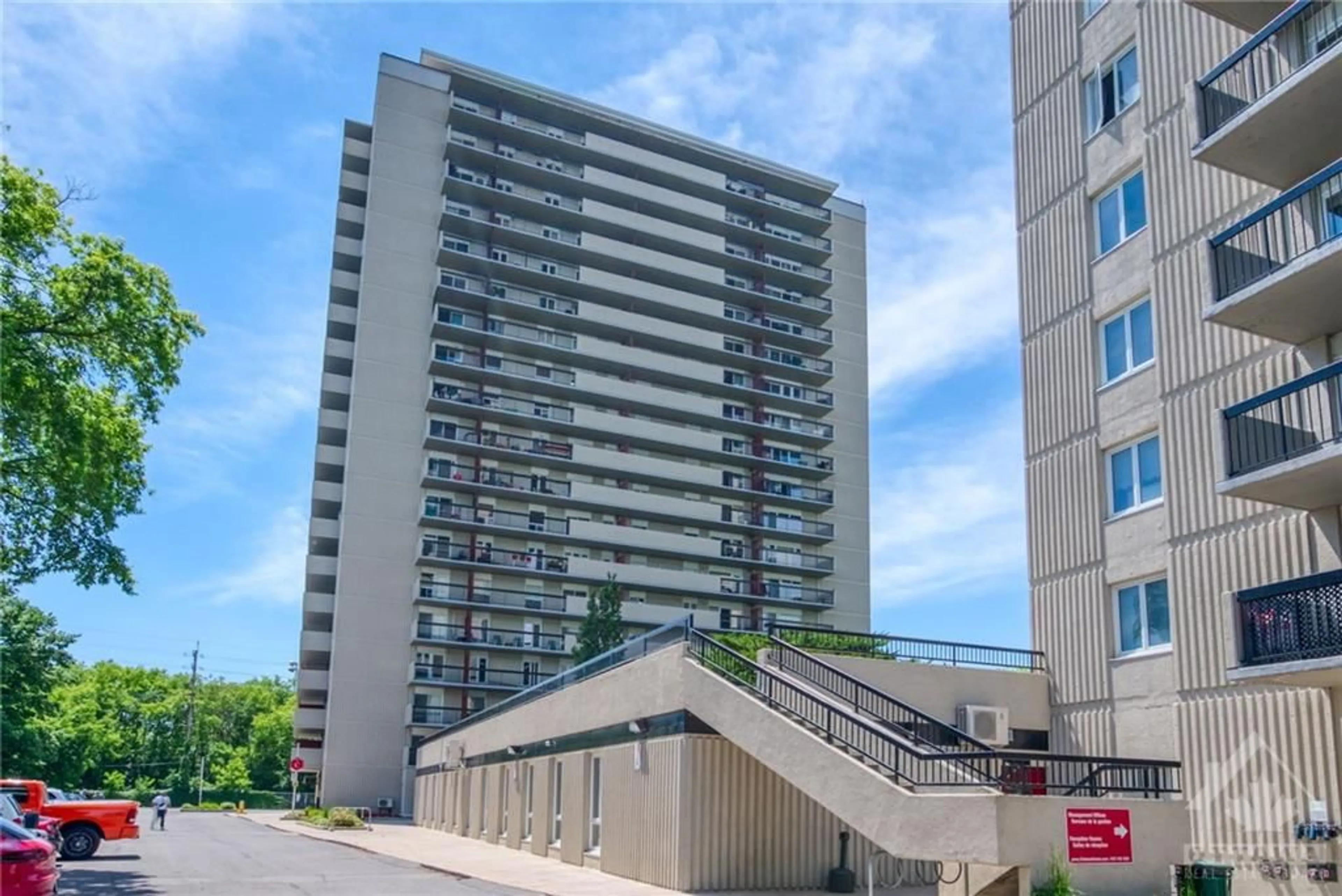 A pic from exterior of the house or condo for 158B MCARTHUR Ave #806, Ottawa Ontario K1L 8C9