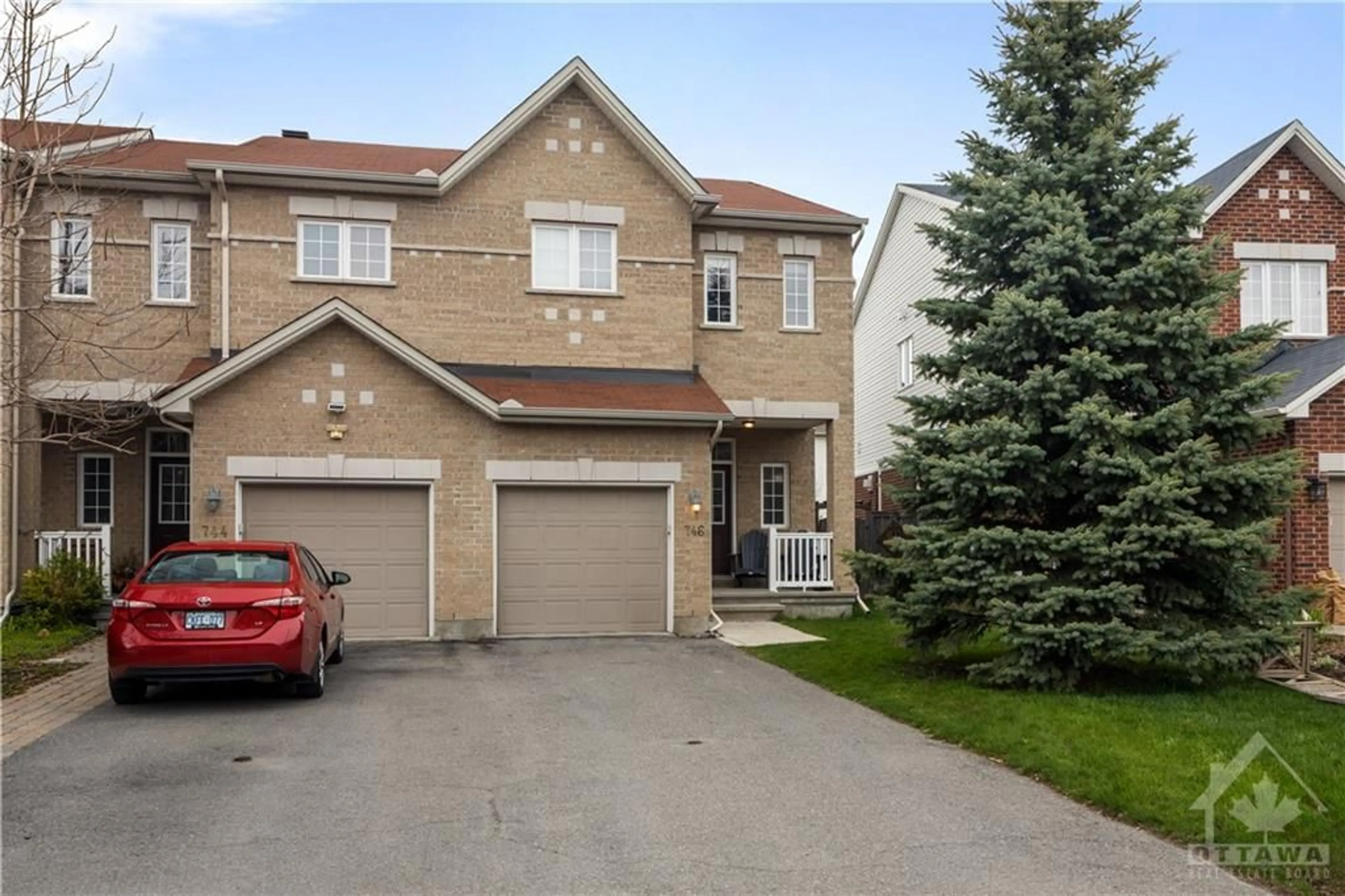 A pic from exterior of the house or condo for 746 BOWERCREST Cres, Ottawa Ontario K1V 2M3