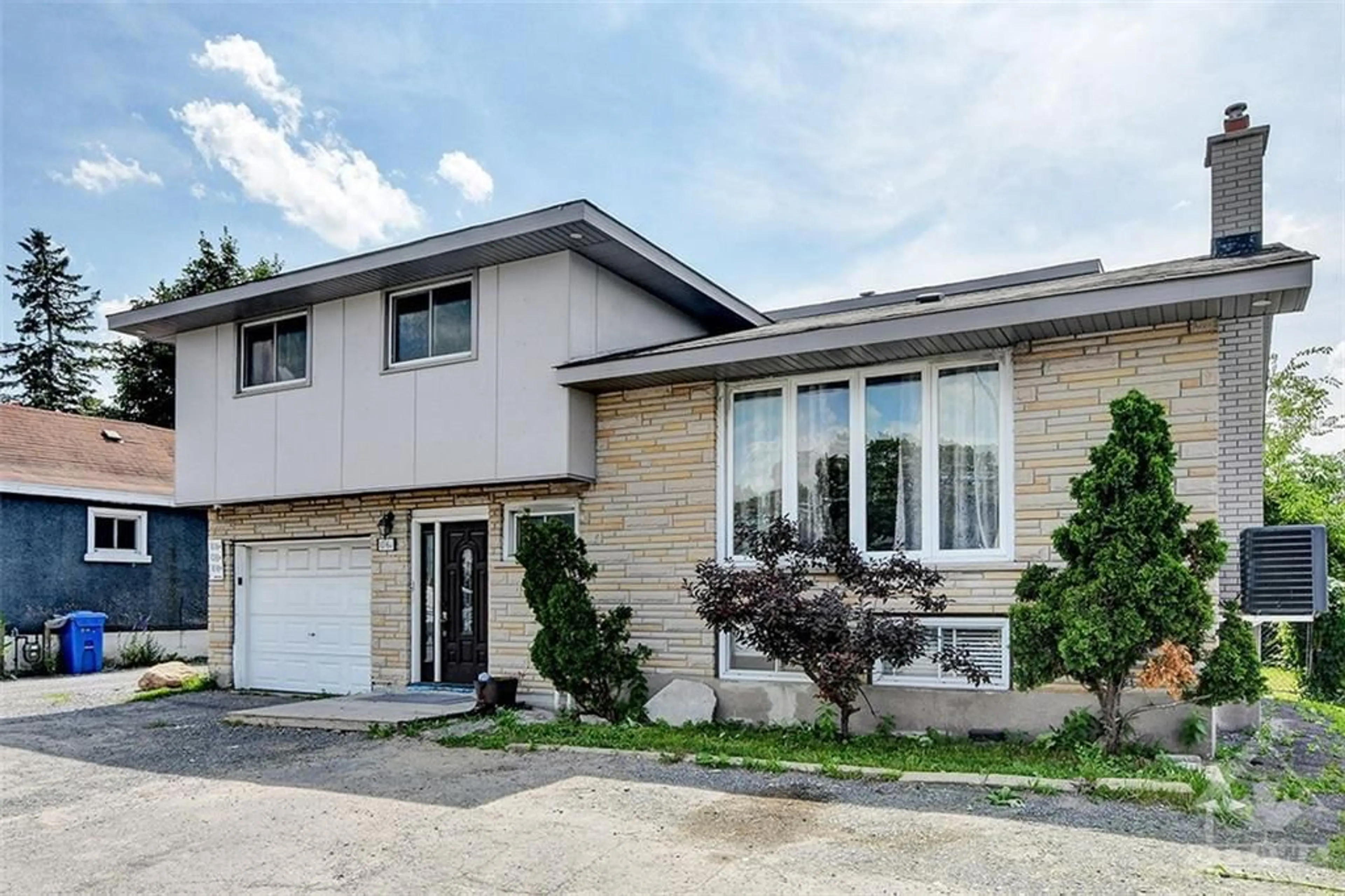 Frontside or backside of a home for 1016-1018 MAITLAND Ave, Ottawa Ontario K2C 2B6