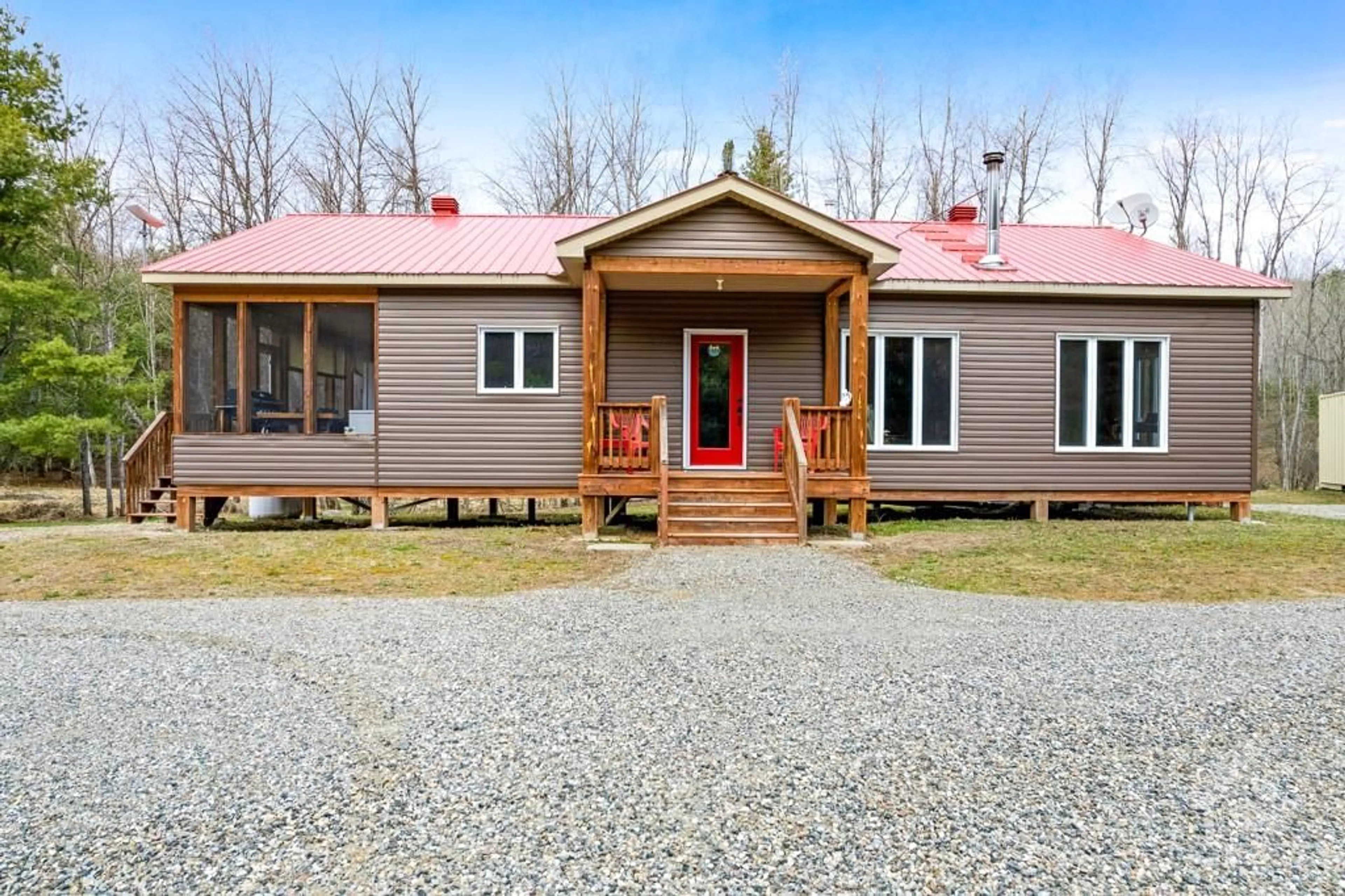Cottage for 1044 LAVANT MILL Rd, Mcdonalds Corners Ontario K0G 1M0