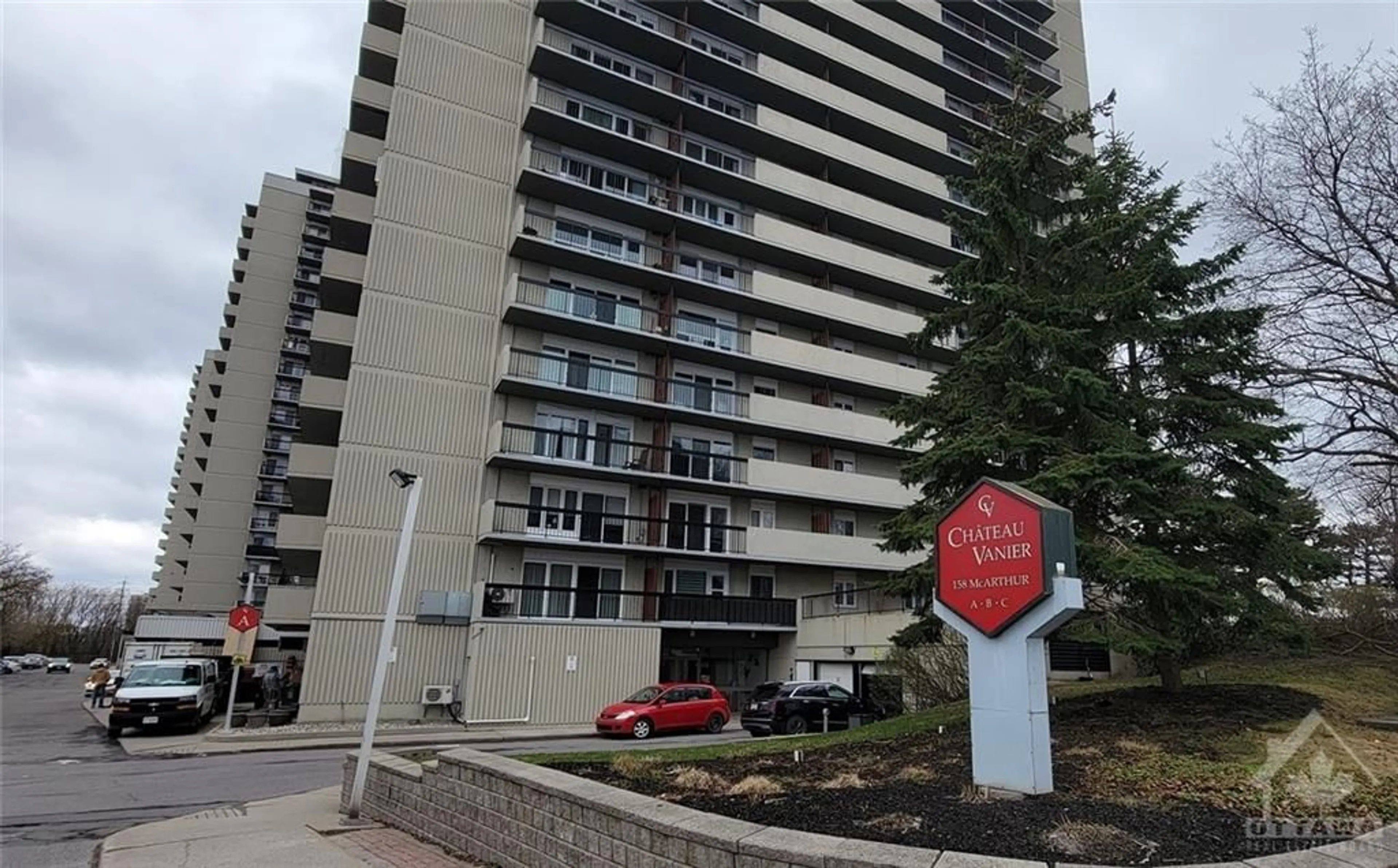 A pic from exterior of the house or condo for 158A MCARTHUR Ave #PH6, Ottawa Ontario K1L 7E7