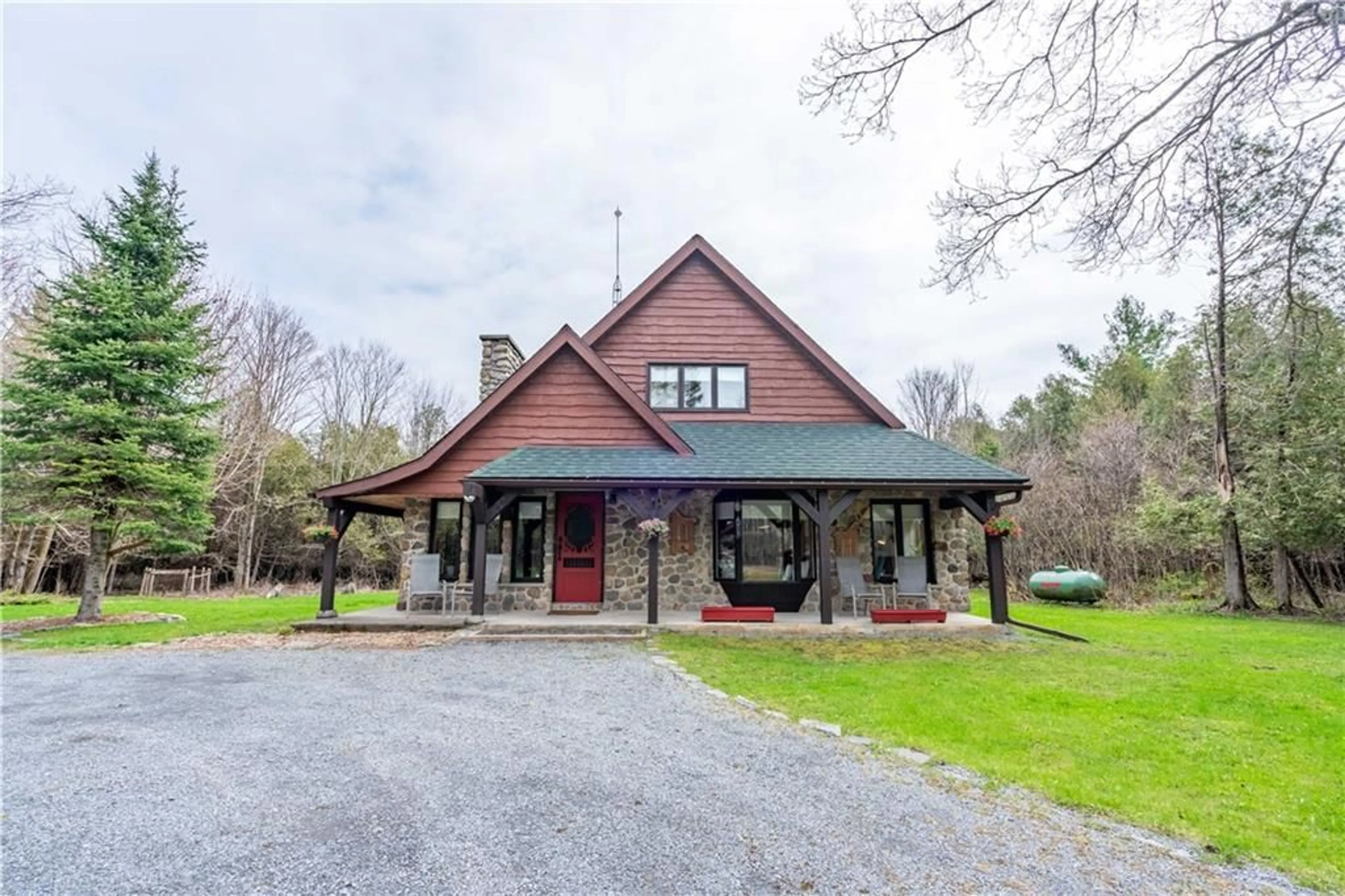 Cottage for 4077 CHAPEL Rd, Apple Hill Ontario K0C 1B0