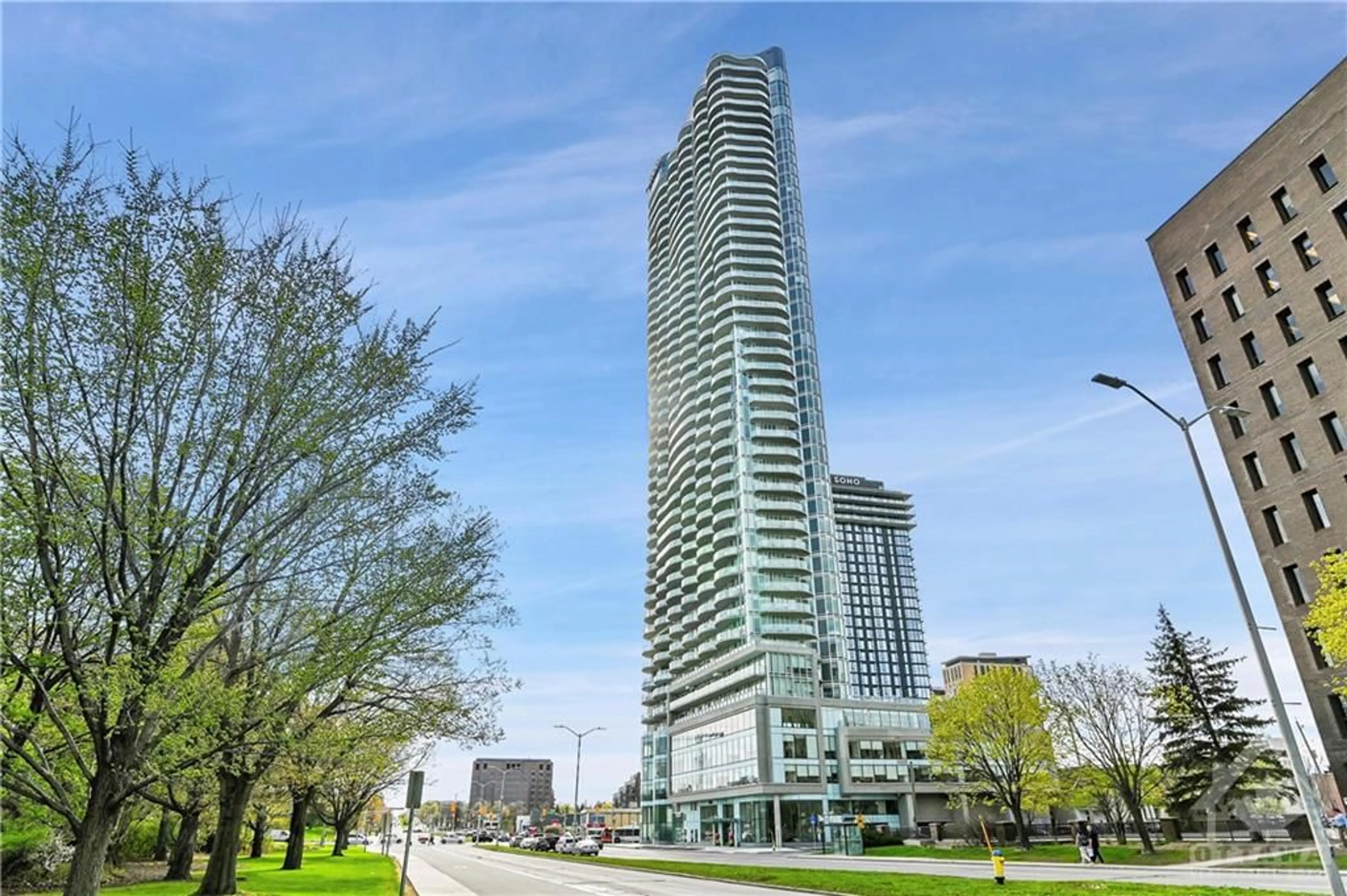 A pic from exterior of the house or condo for 805 CARLING Ave #3202, Ottawa Ontario K1S 5W9