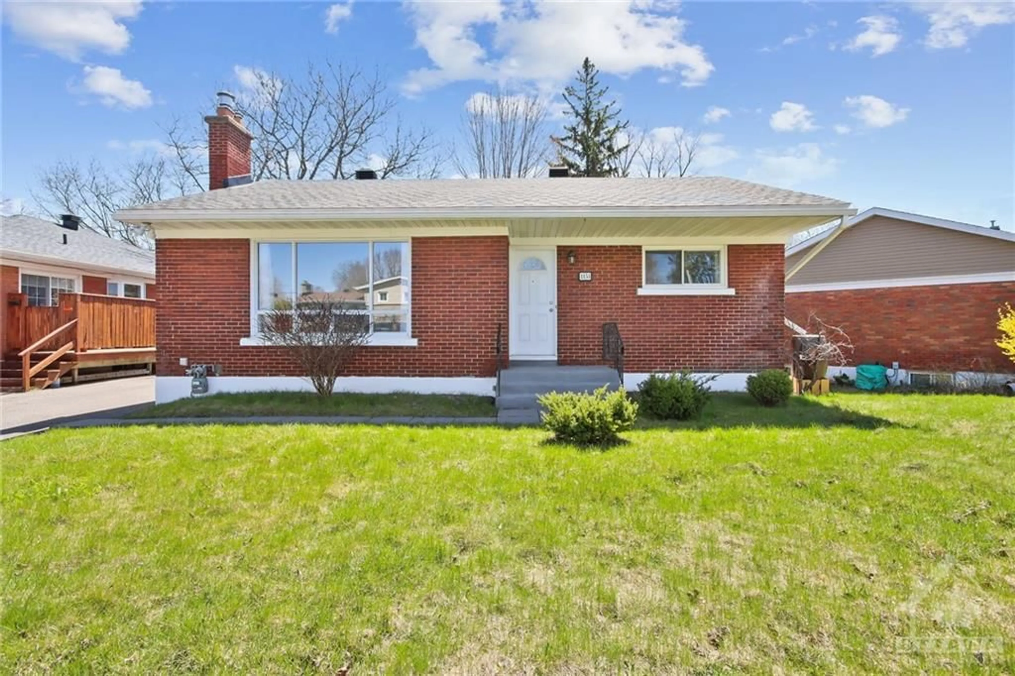 Home with brick exterior material for 1153 ALBANY Dr, Ottawa Ontario K2C 2L1