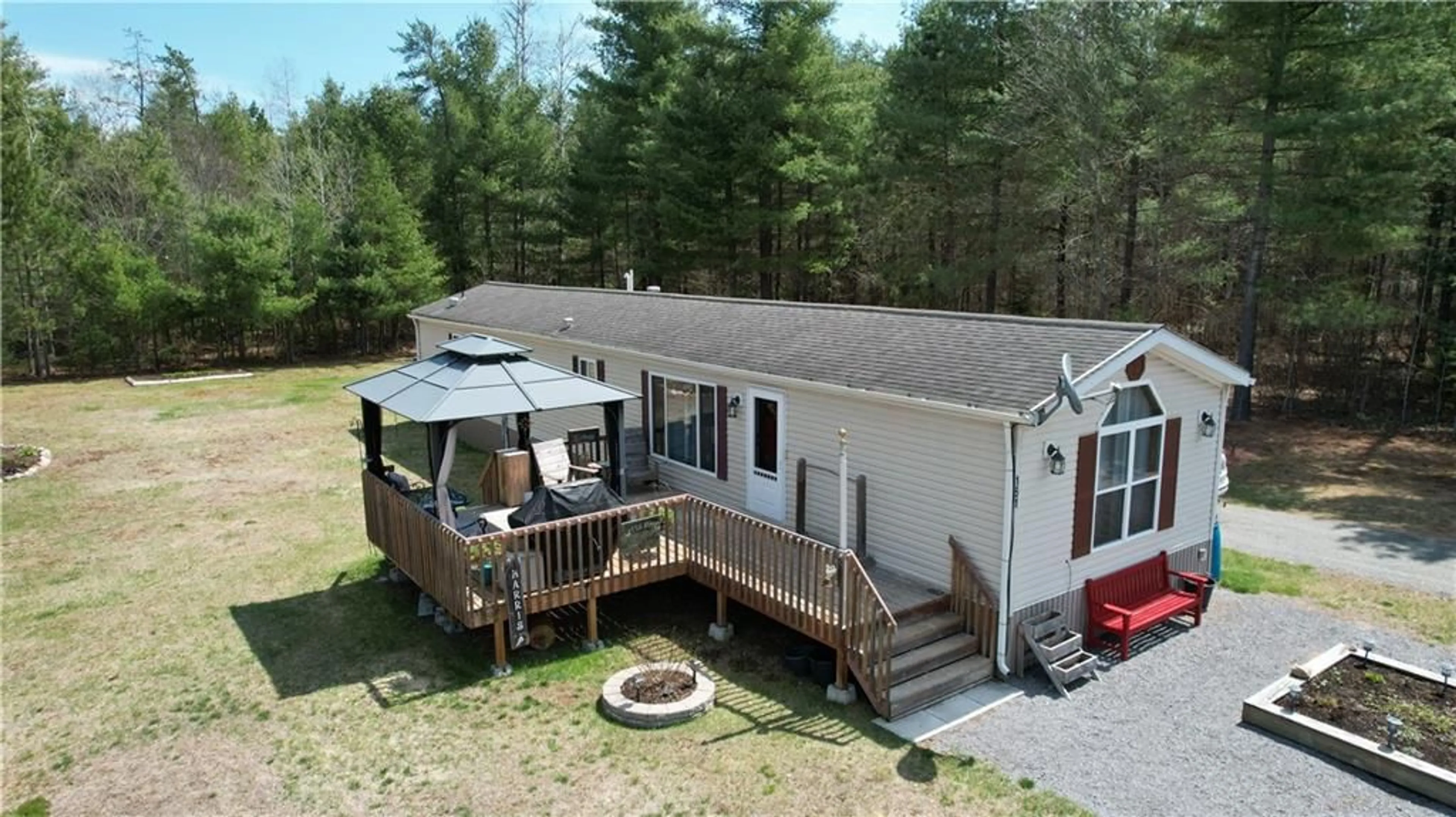 Cottage for 2362 SIMPSON PIT Rd, Round Lake Centre Ontario K0J 2J0