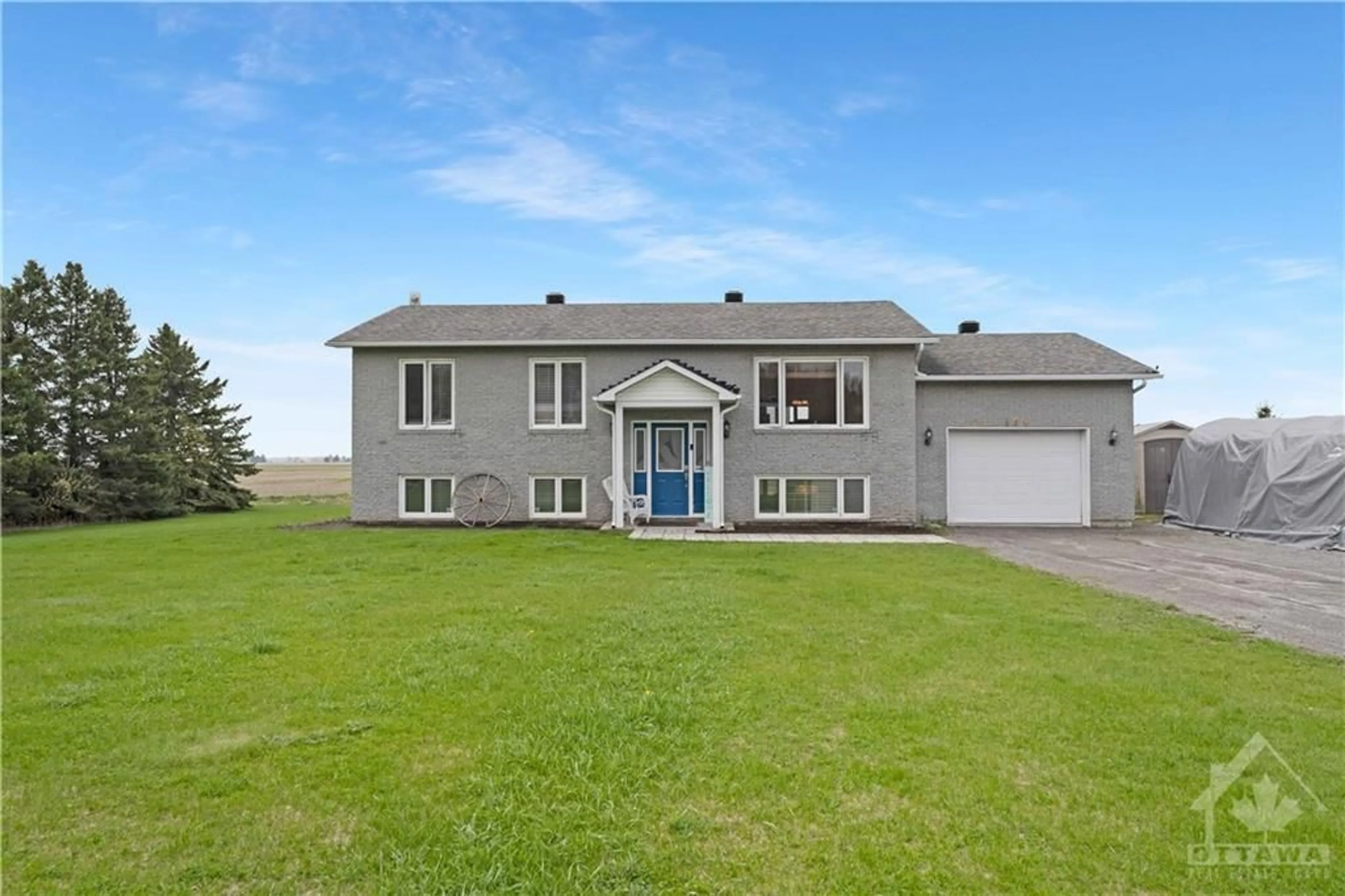 Frontside or backside of a home for 160 ST PIERRE Rd, Vars Ontario K0A 3H0