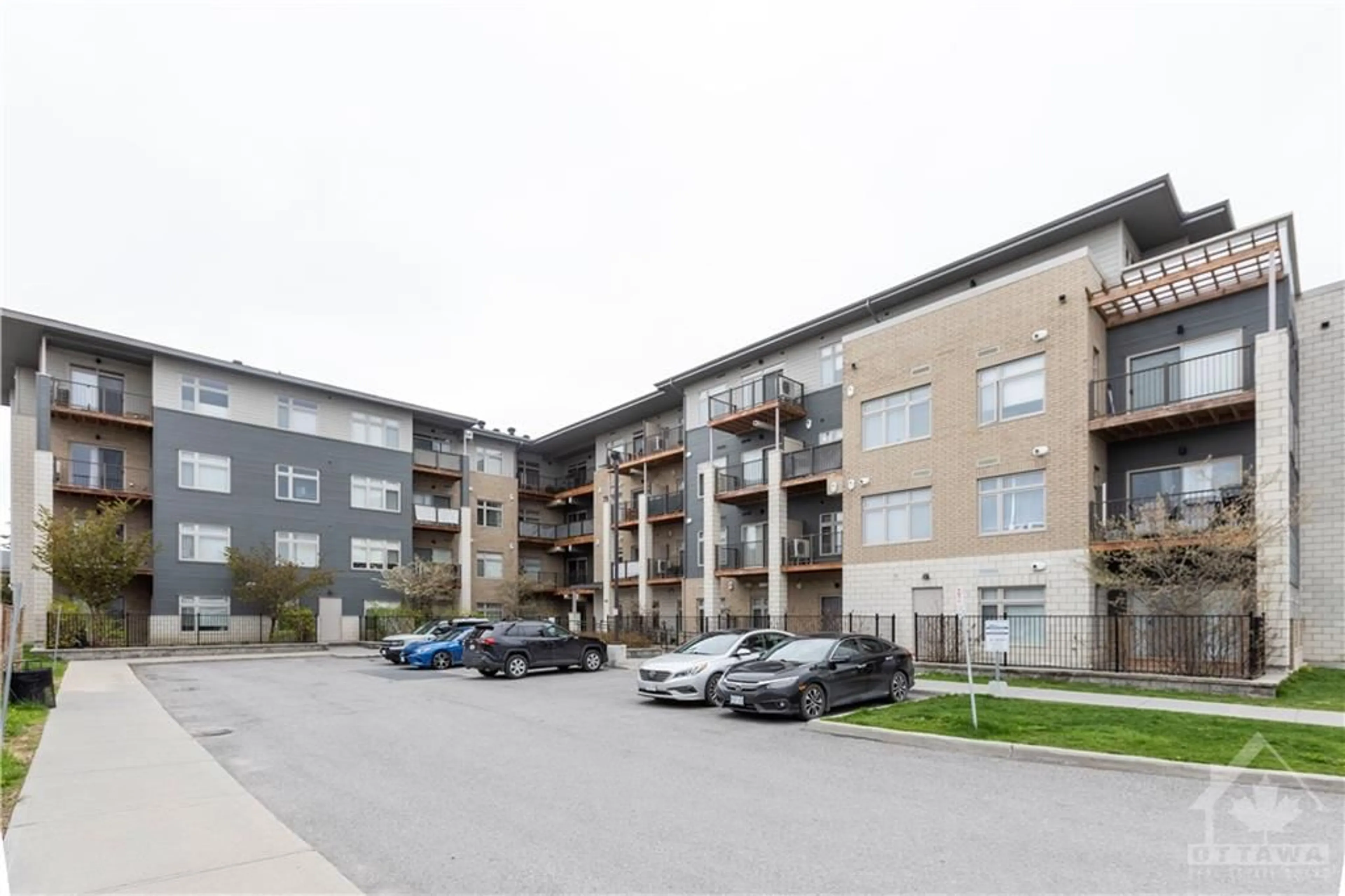 A pic from exterior of the house or condo for 2785 BASELINE Rd #301, Ottawa Ontario K2H 1G9