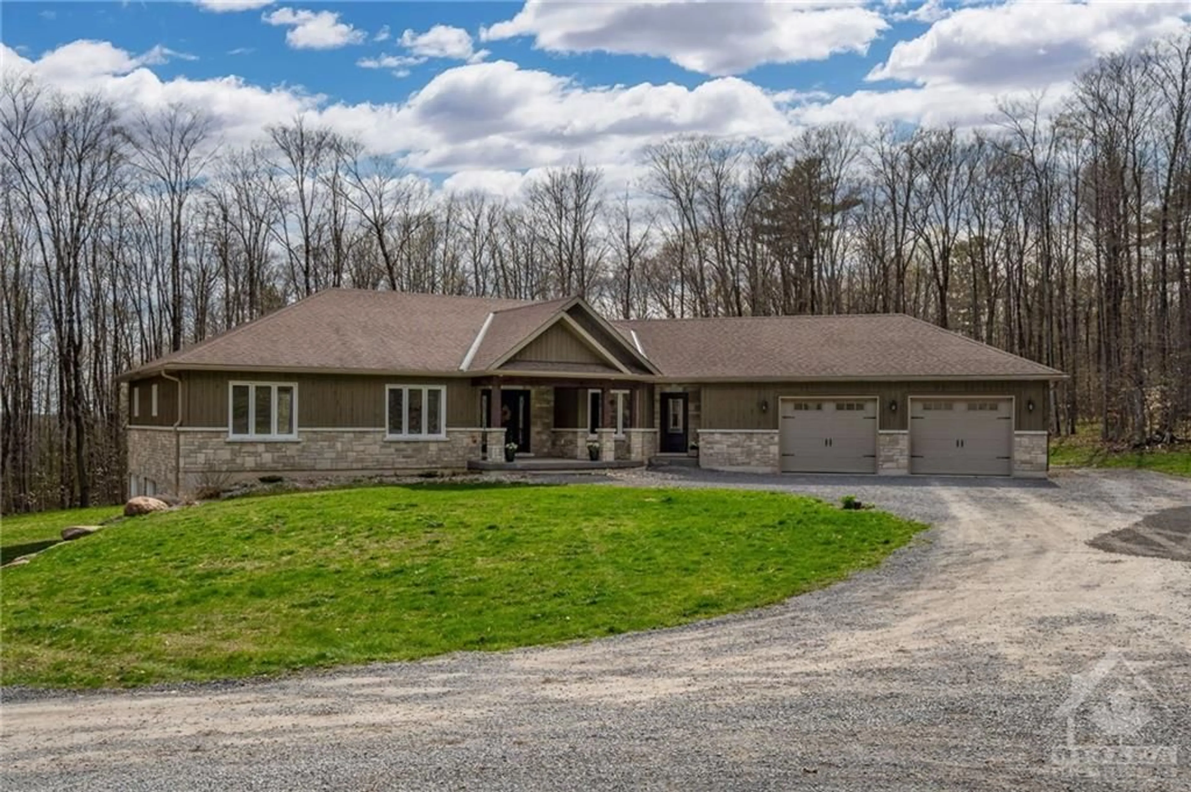 Outside view for 596 LOWER SPRUCE HEDGE Rd, Burnstown Ontario K0J 1G0