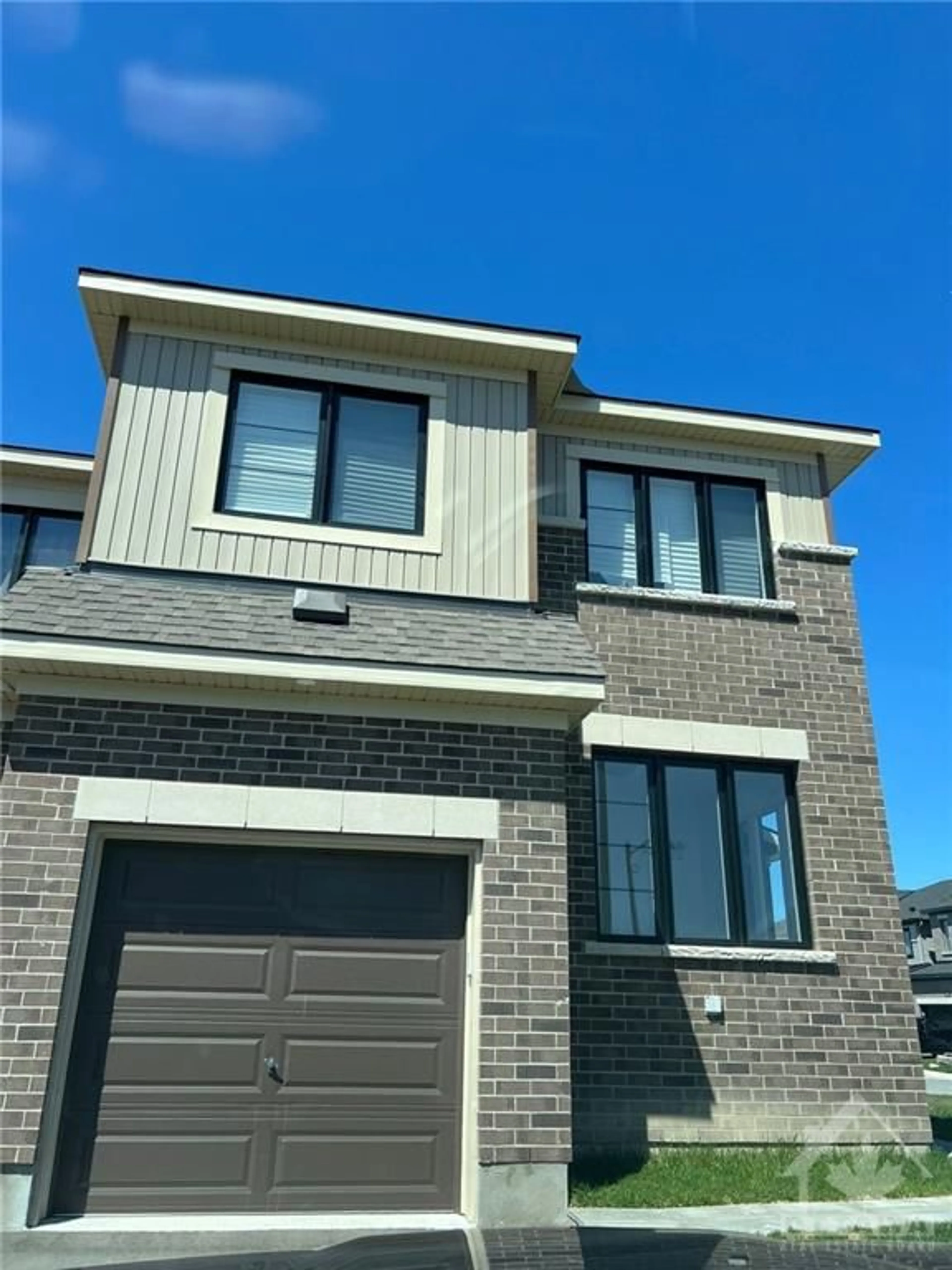 Home with brick exterior material for 626 IDYLLIC Terr, Ottawa Ontario K4A 3W7