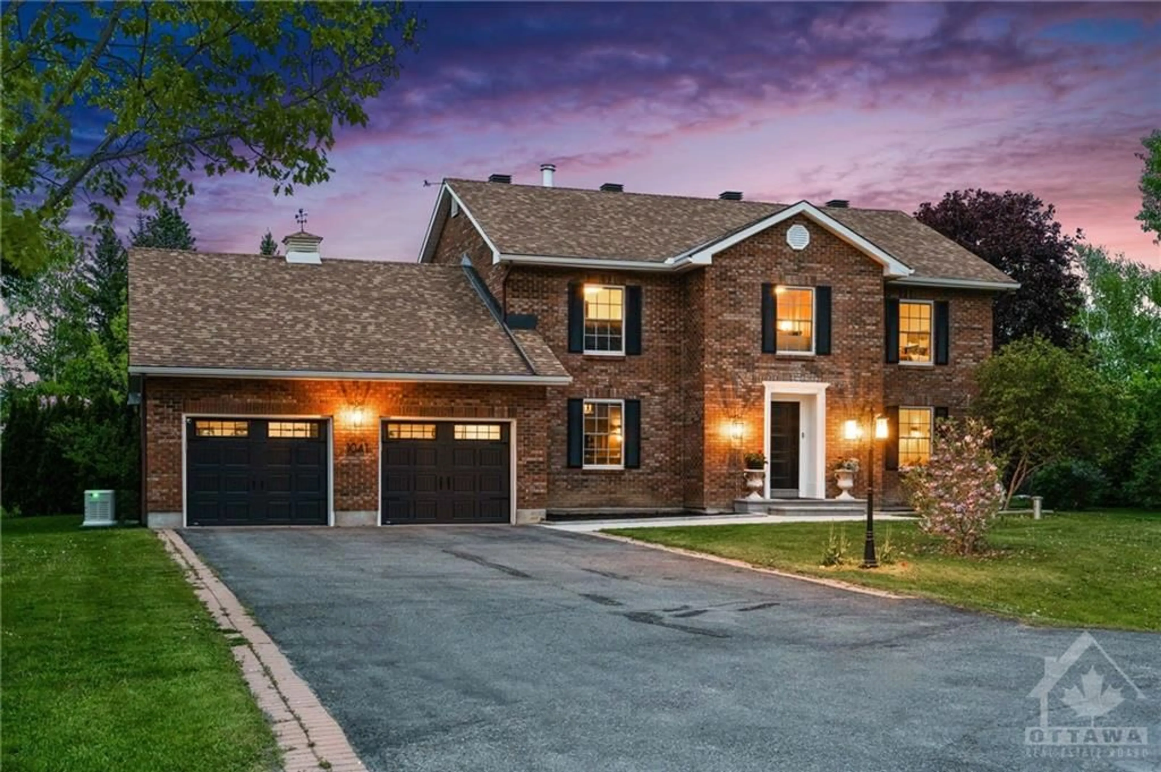 Home with brick exterior material for 1041 BRANDYWINE Crt, Ottawa Ontario K4M 1J2