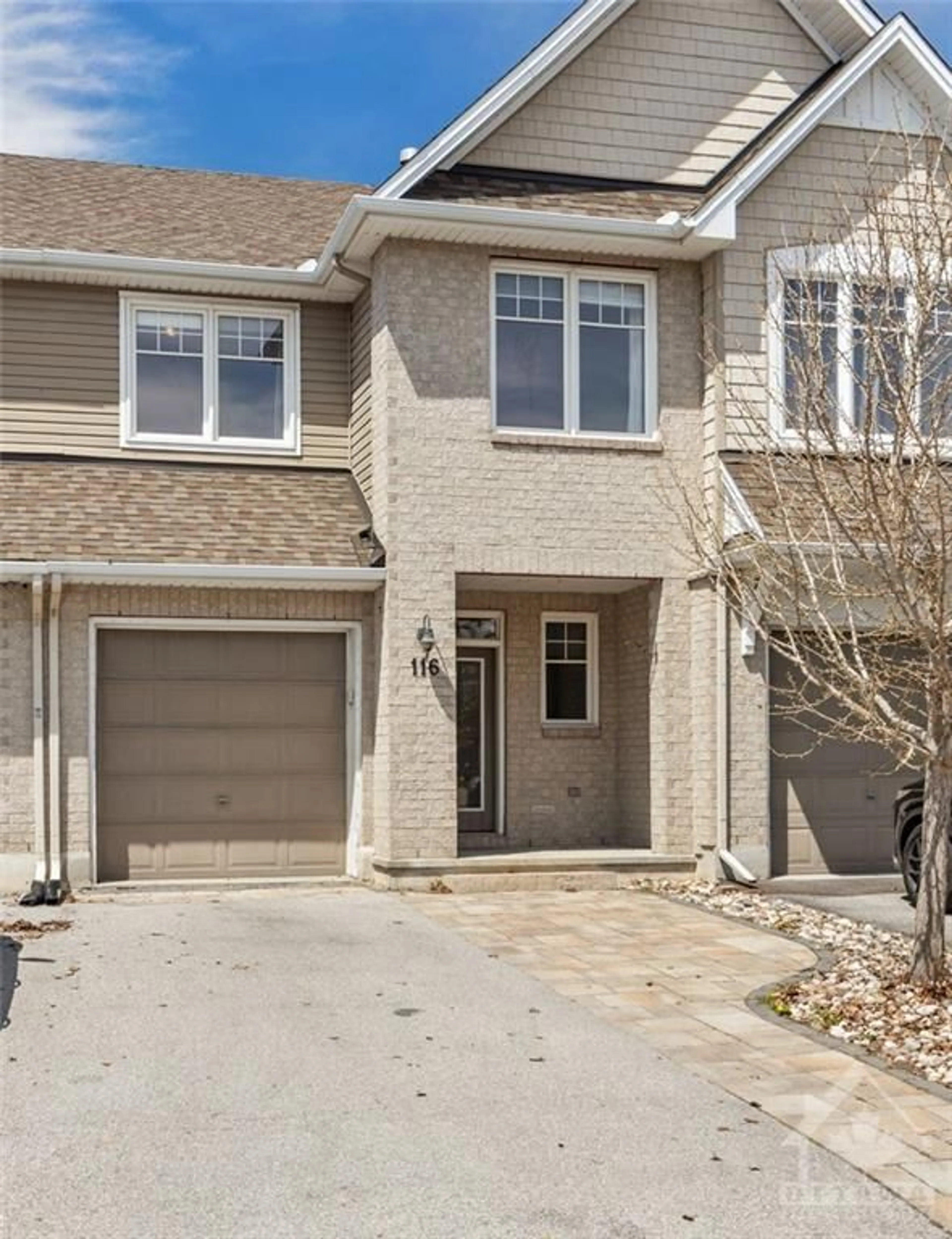 A pic from exterior of the house or condo for 116 MOJAVE Cres, Stittsville Ontario K2S 0H3
