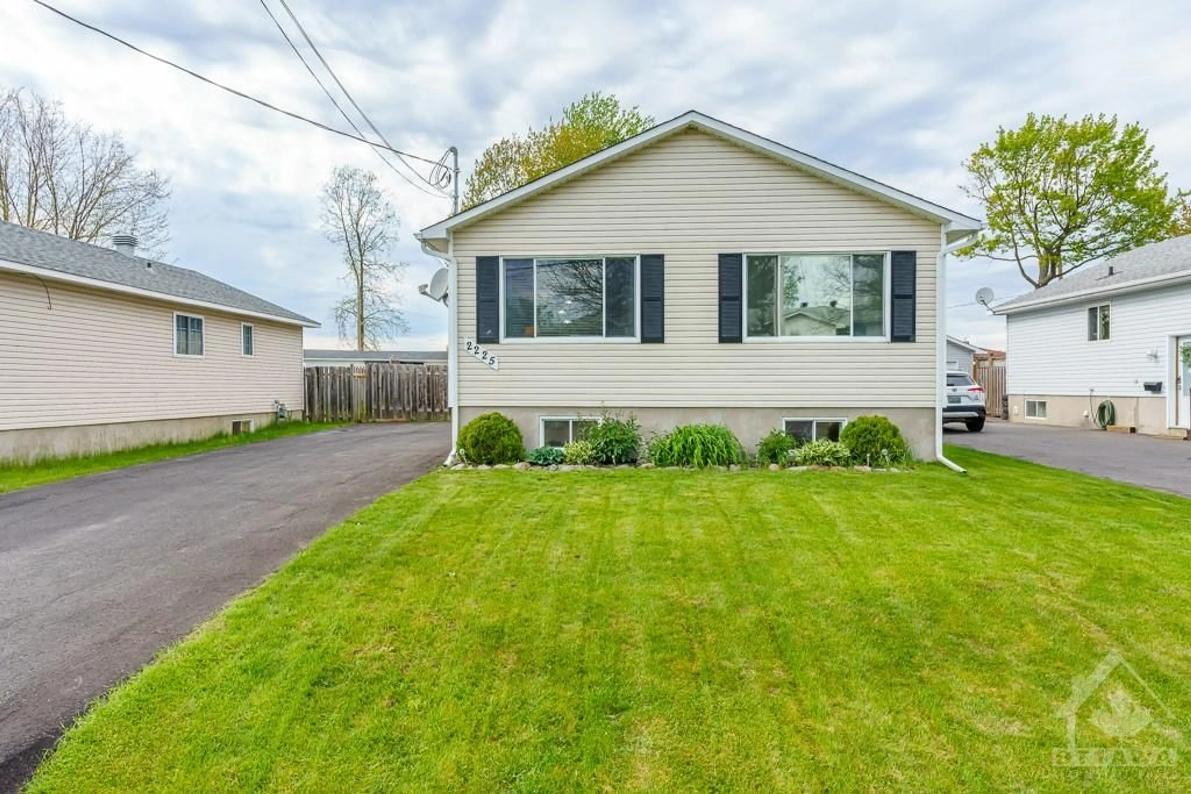 Frontside or backside of a home for 2225 TOLLGATE Rd, Cornwall Ontario K6J 5W8