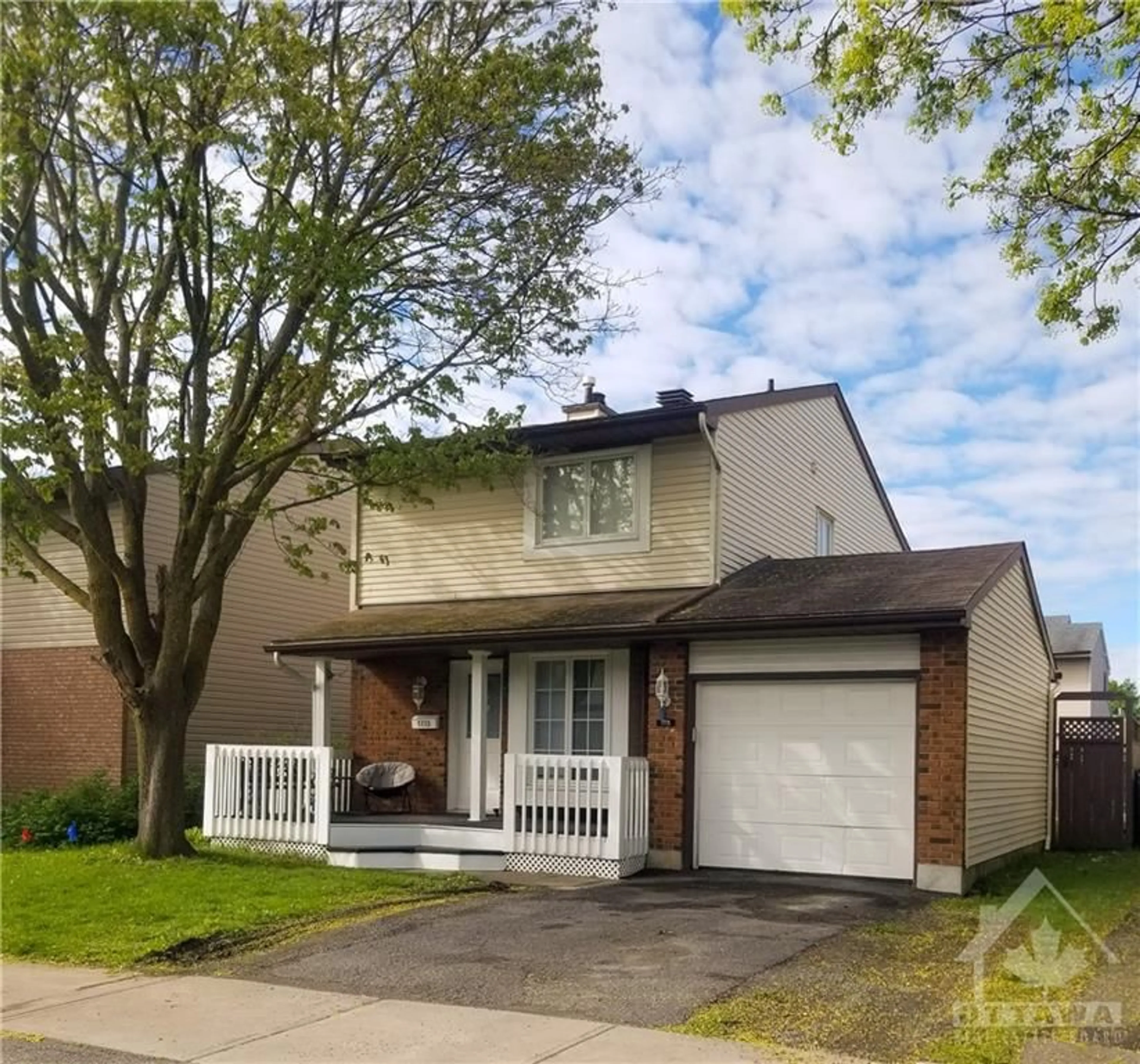 Frontside or backside of a home for 1773 STONEHENGE Cres, Ottawa Ontario K1B 5K3