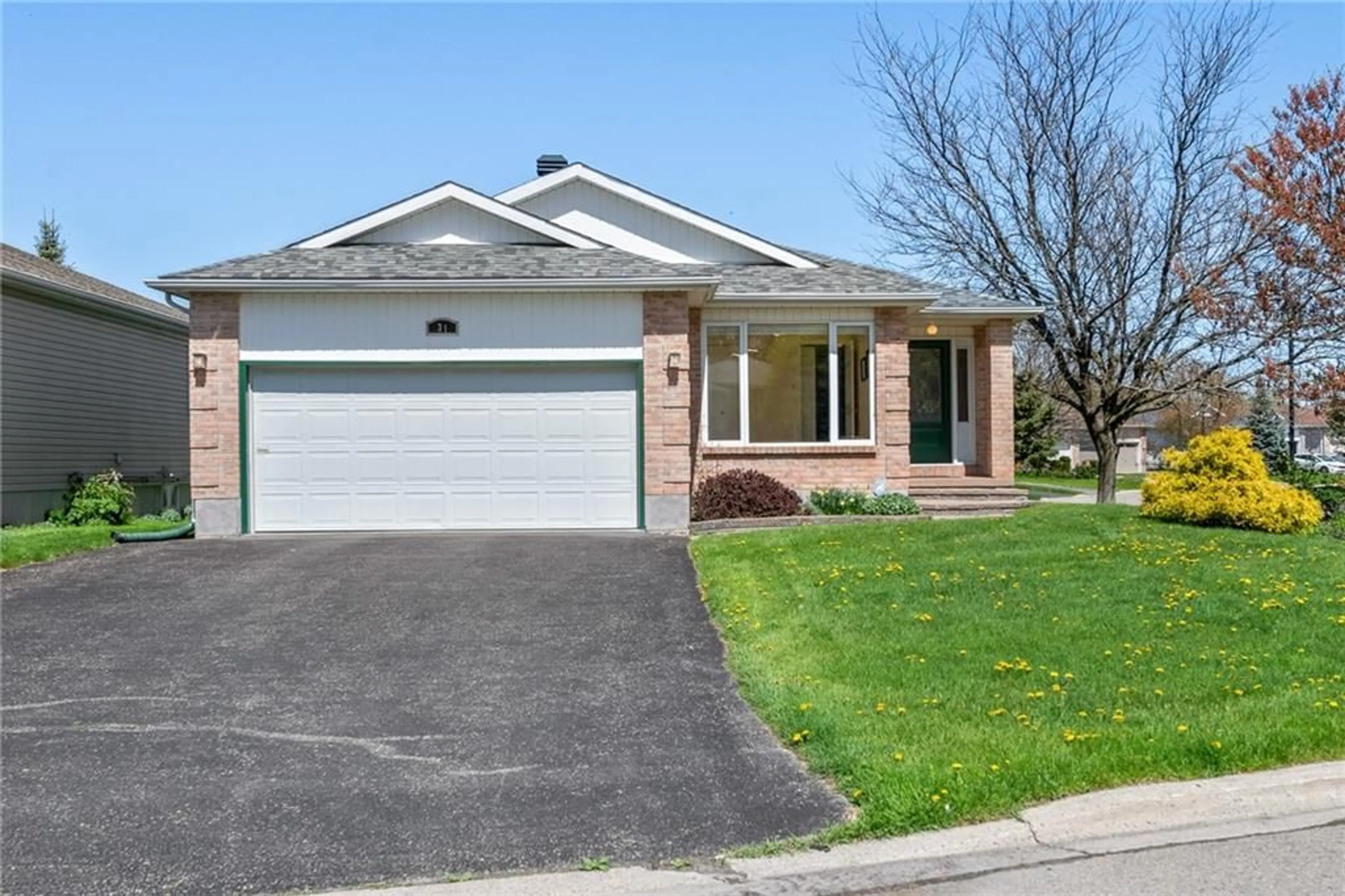 Frontside or backside of a home for 31 DECARIA Blvd, Perth Ontario K7H 3P8
