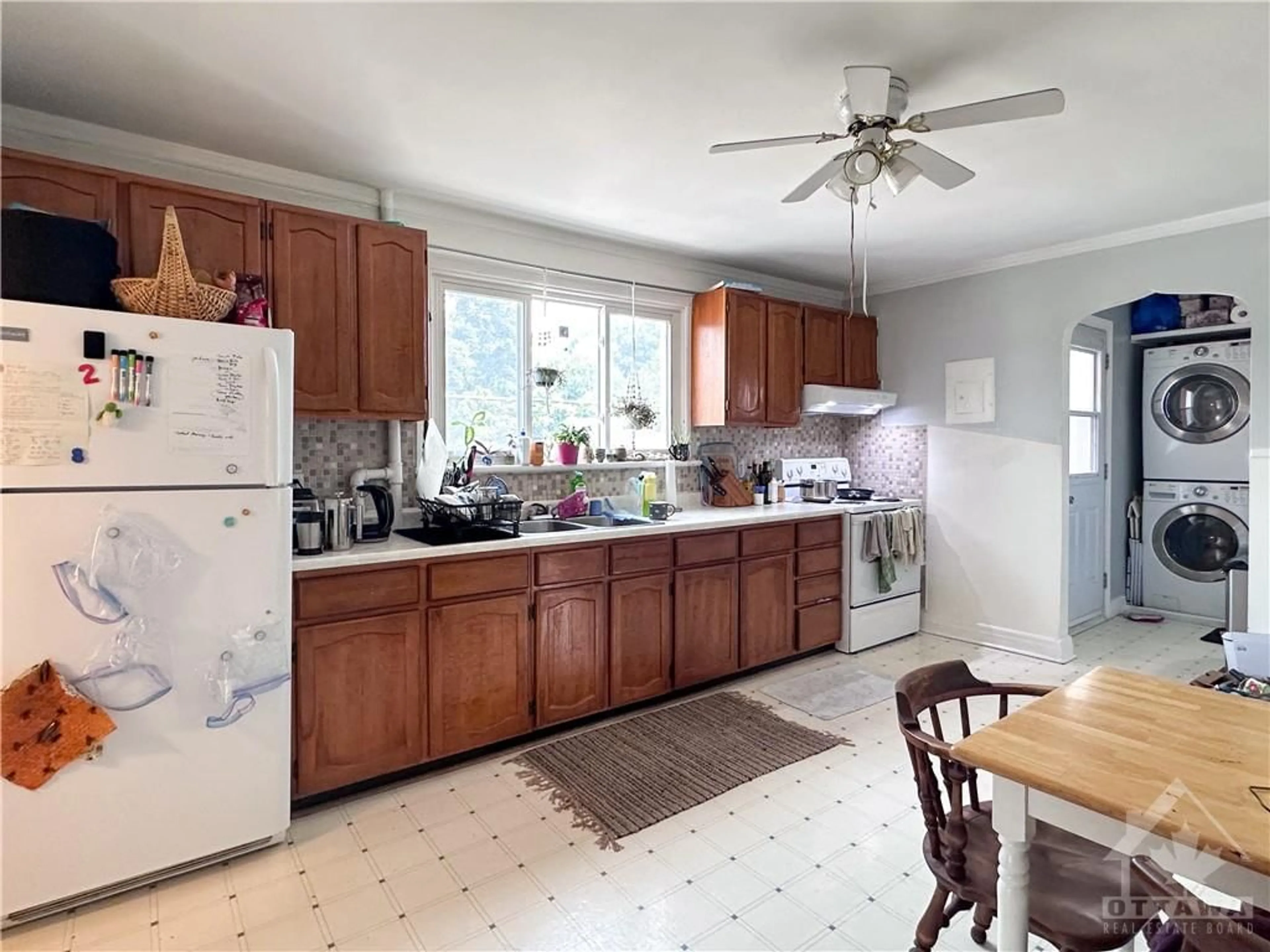 Kitchen, wood floors, cottage for 110 GENEST St, Ottawa Ontario K1C 7Z2