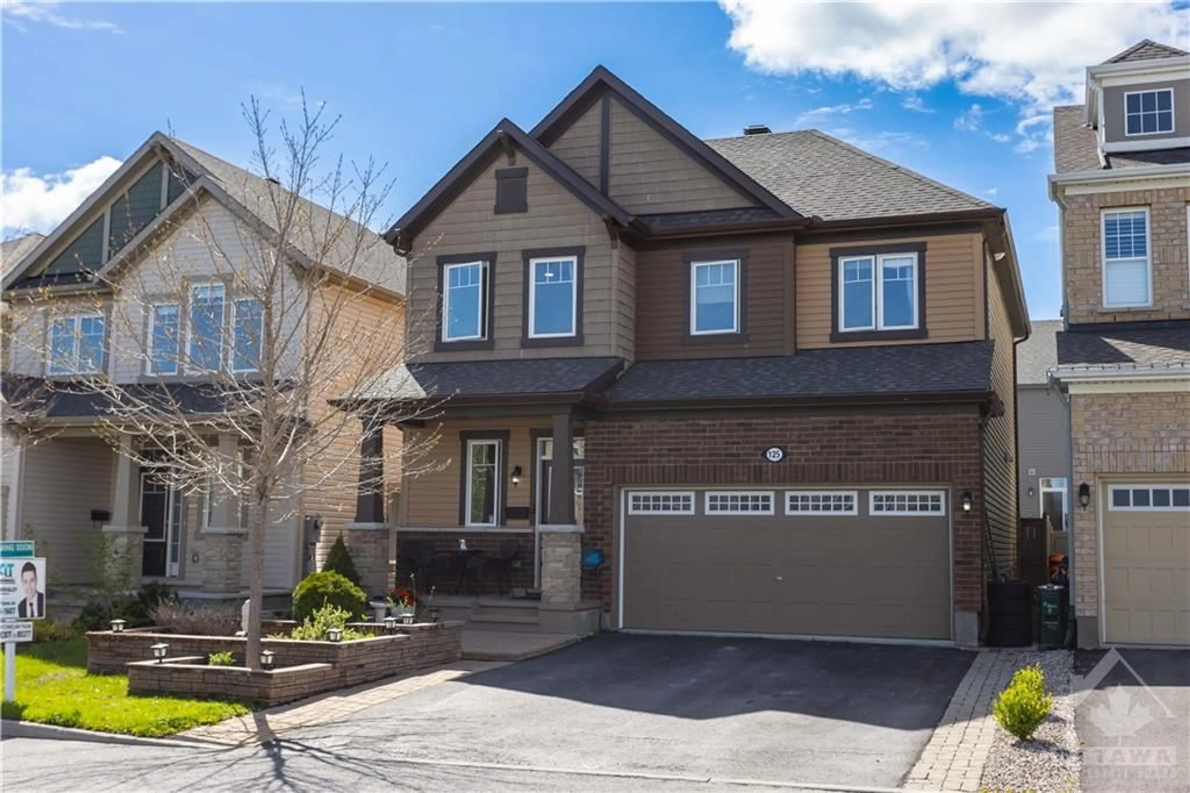 Frontside or backside of a home for 125 DAMSELFLY Way, Ottawa Ontario K2J 6C4
