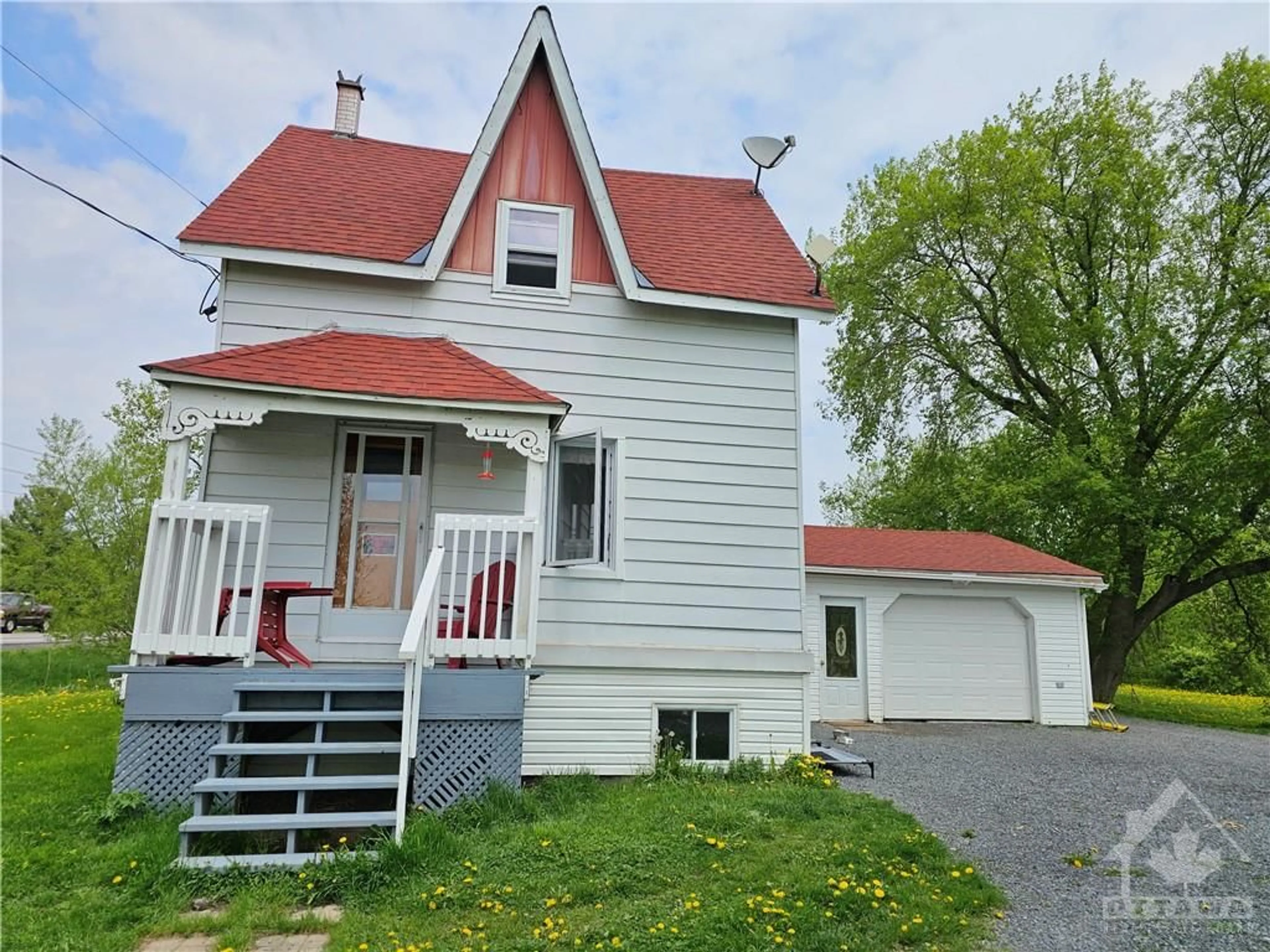 Frontside or backside of a home for 10296 MARIONVILLE Rd, Russell Ontario K4R 1E5