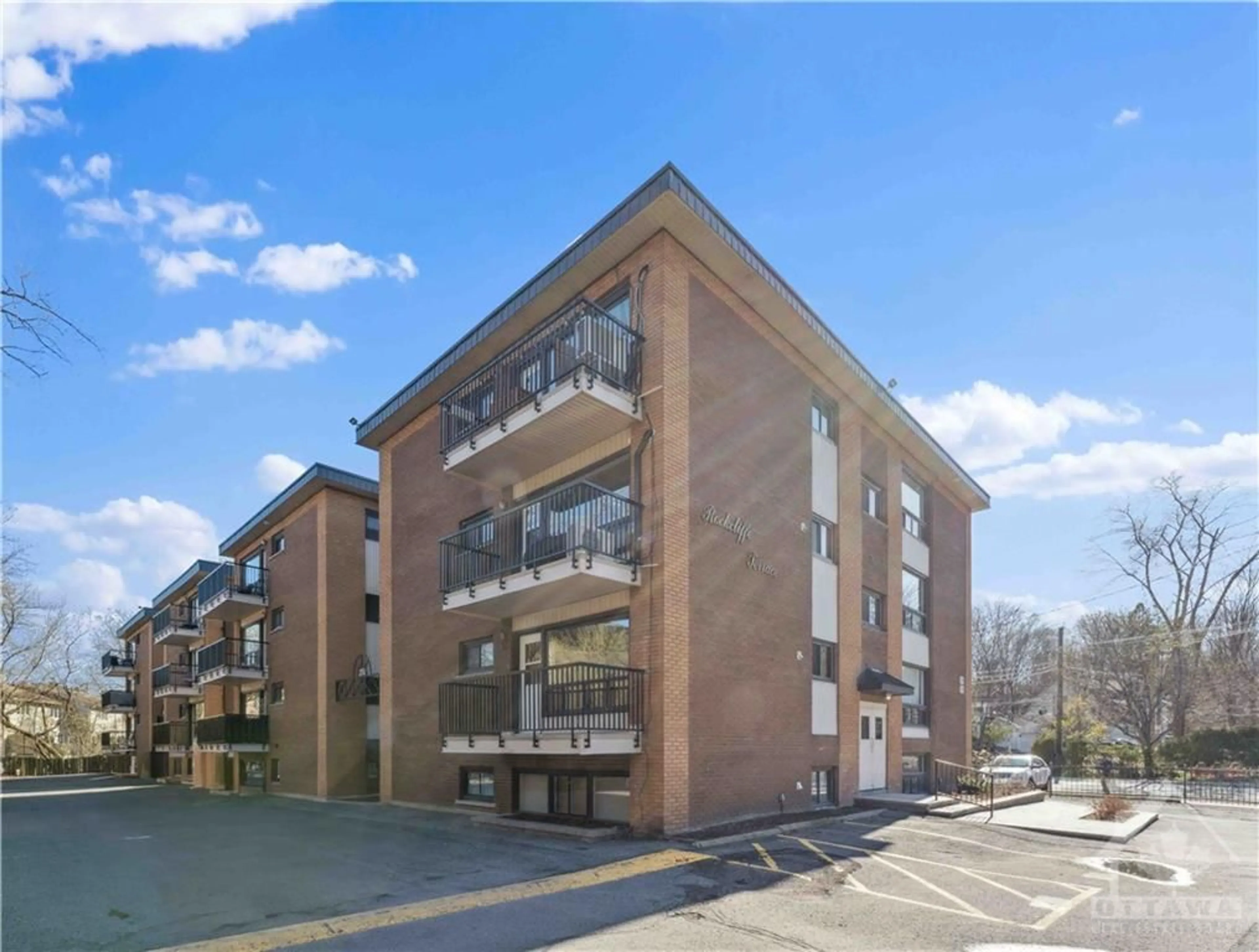 Outside view for 270 BEECHWOOD Ave #6, Ottawa Ontario K1L 8A6