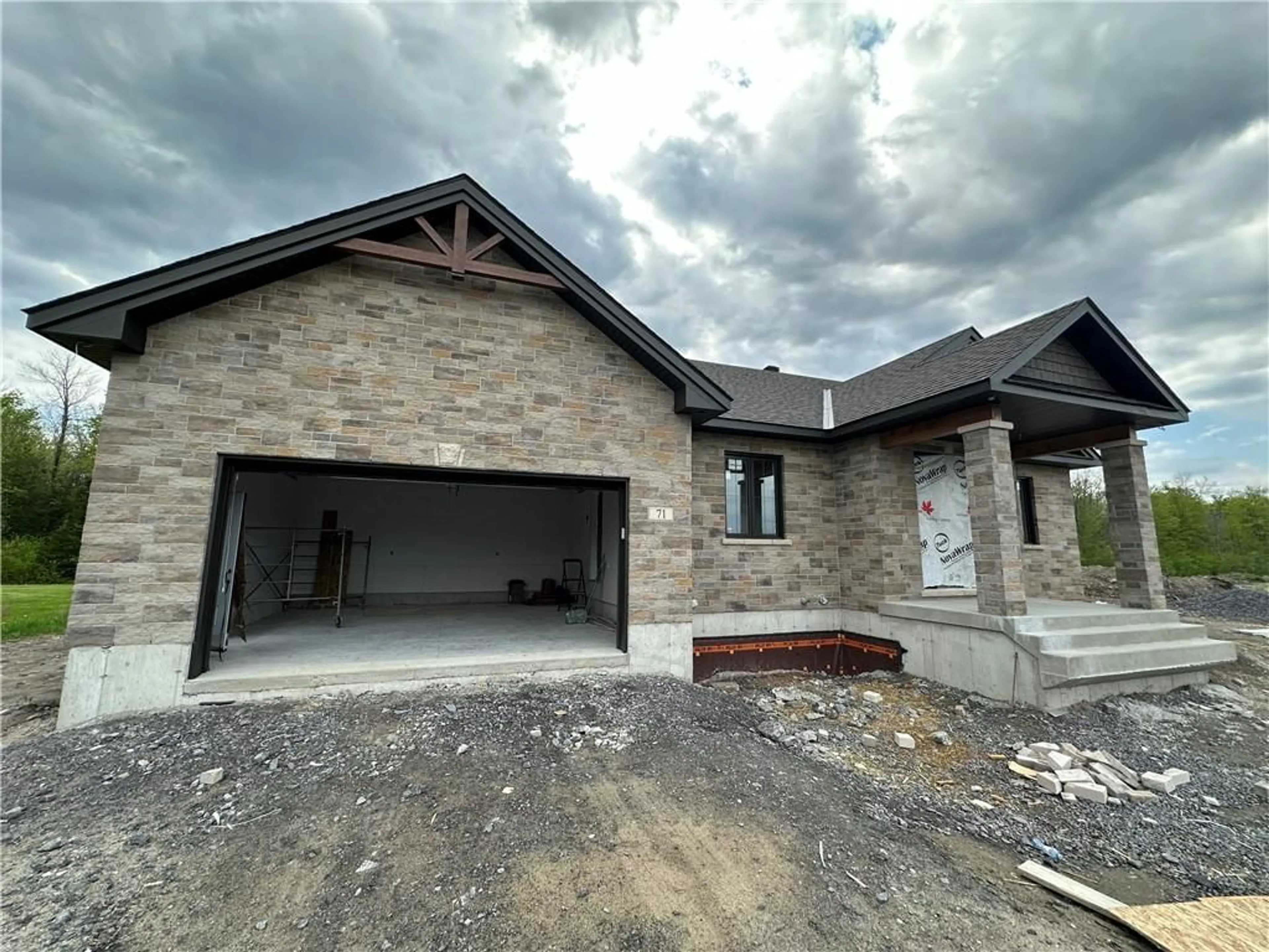 Frontside or backside of a home for 71 DAVID St, Ingleside Ontario K0C 1M0