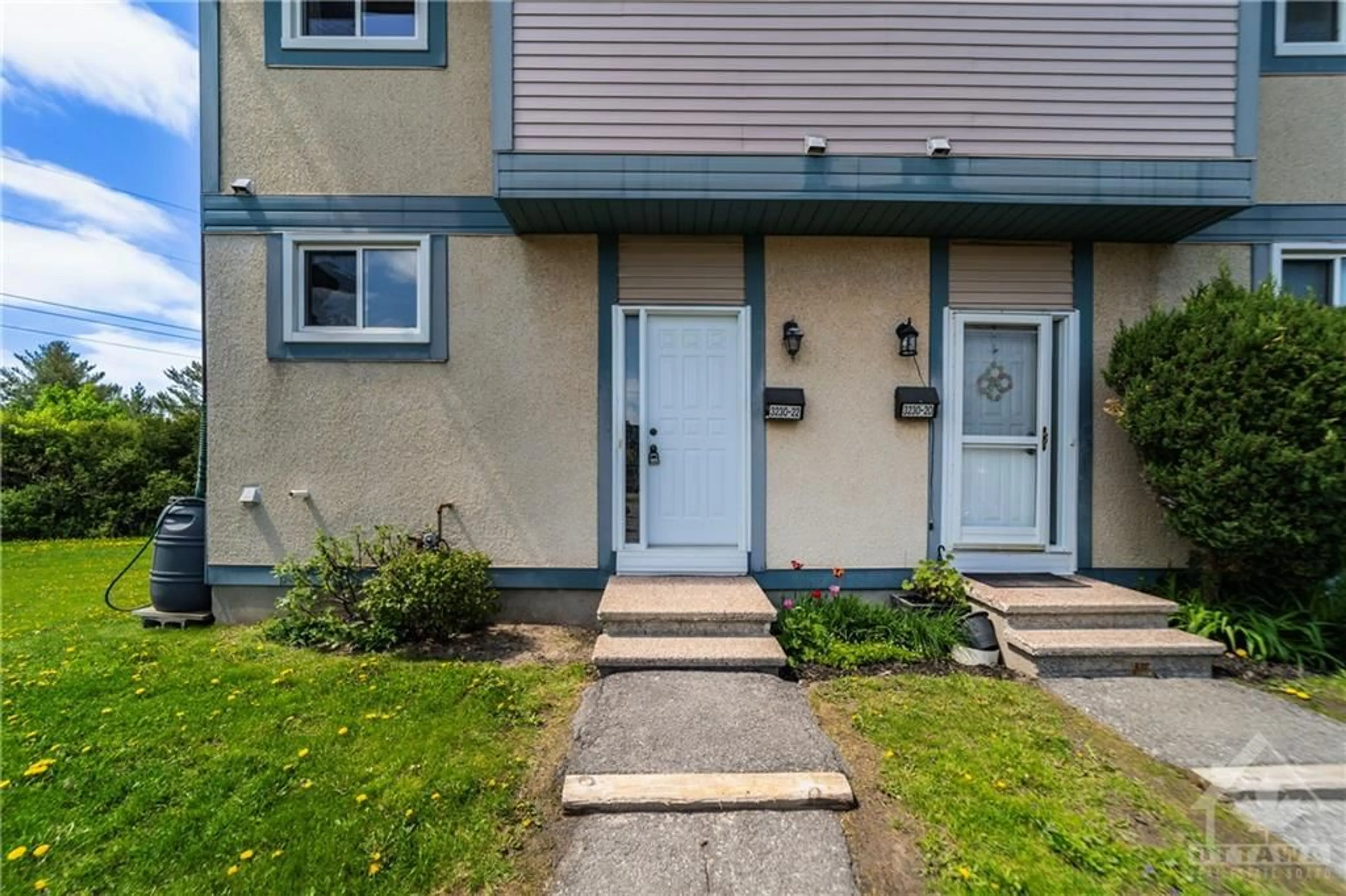 A pic from exterior of the house or condo for 3230 UPLANDS Dr #22, Ottawa Ontario K1V 0C6