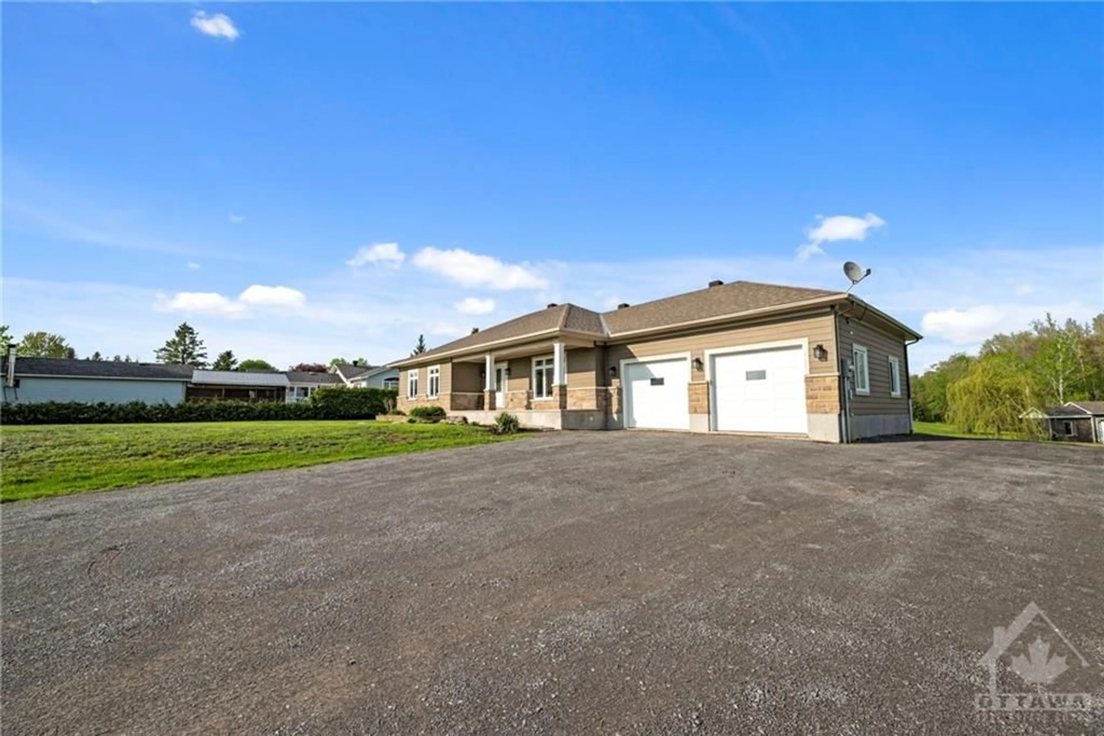 Frontside or backside of a home for 3829 INDIAN CREEK Rd, Hammond Ontario K0A 2A0