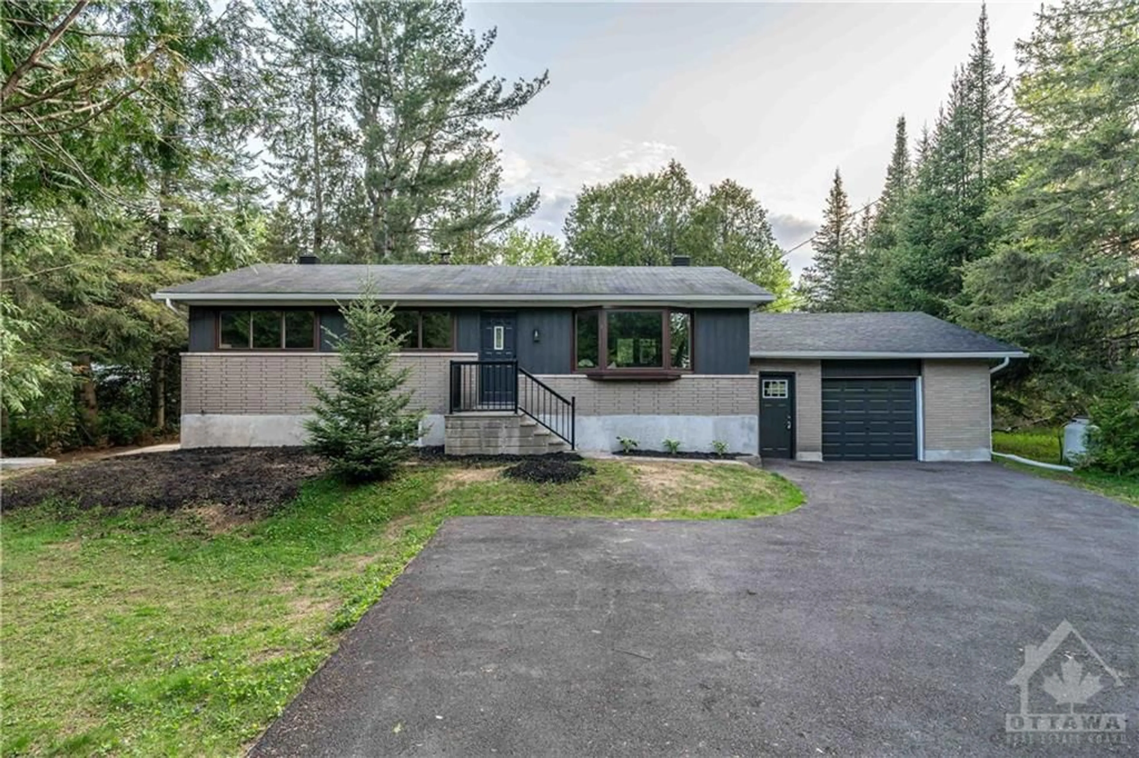 Frontside or backside of a home for 4572 ANDERSON Rd, Ottawa Ontario K0A 1K0