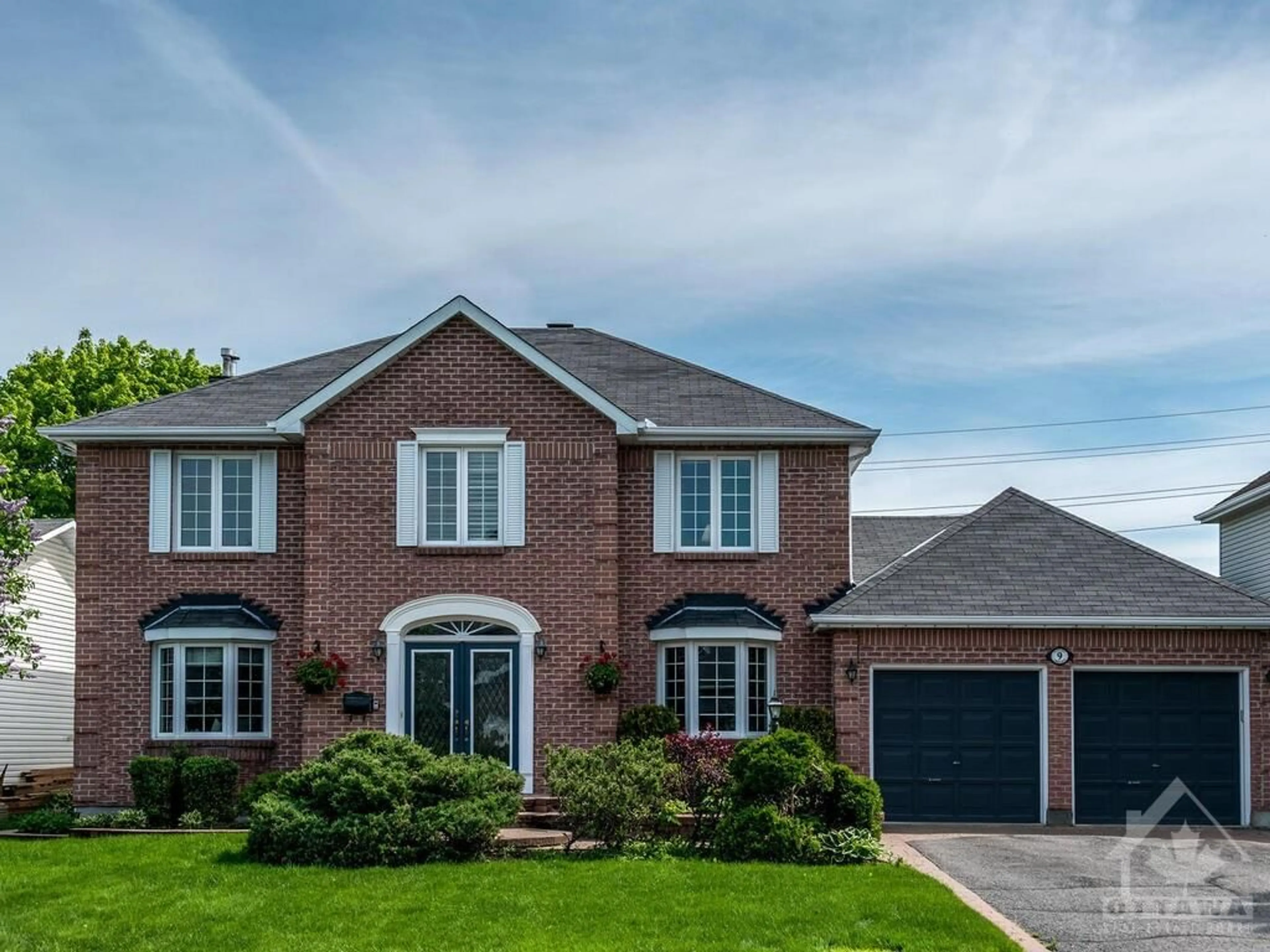 Home with brick exterior material for 9 KINALEA Cres, Stittsville Ontario K2S 1K9