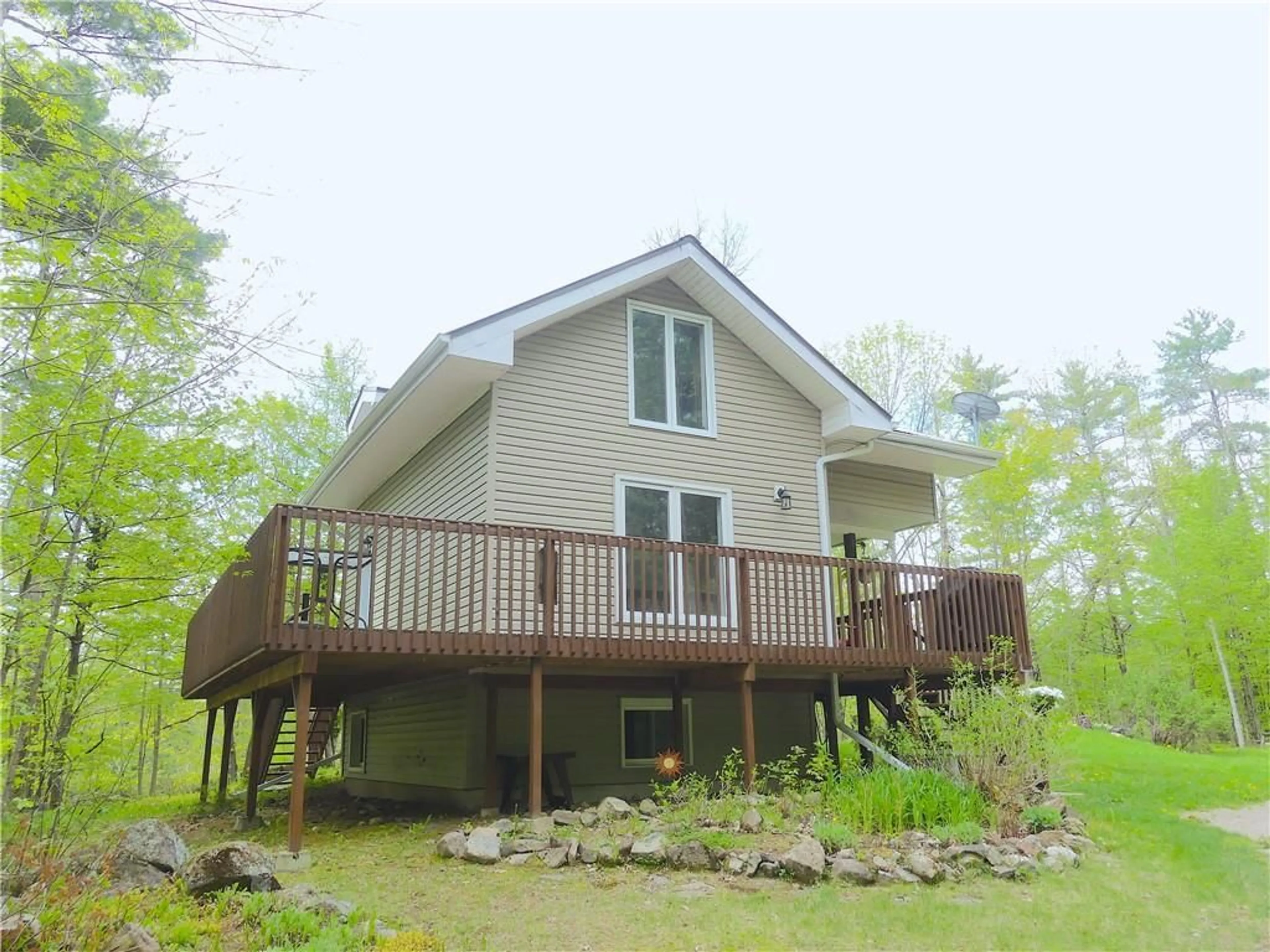 Cottage for 3 MERCHAND Rd, Greater Madawaska Ontario K0J 1N0