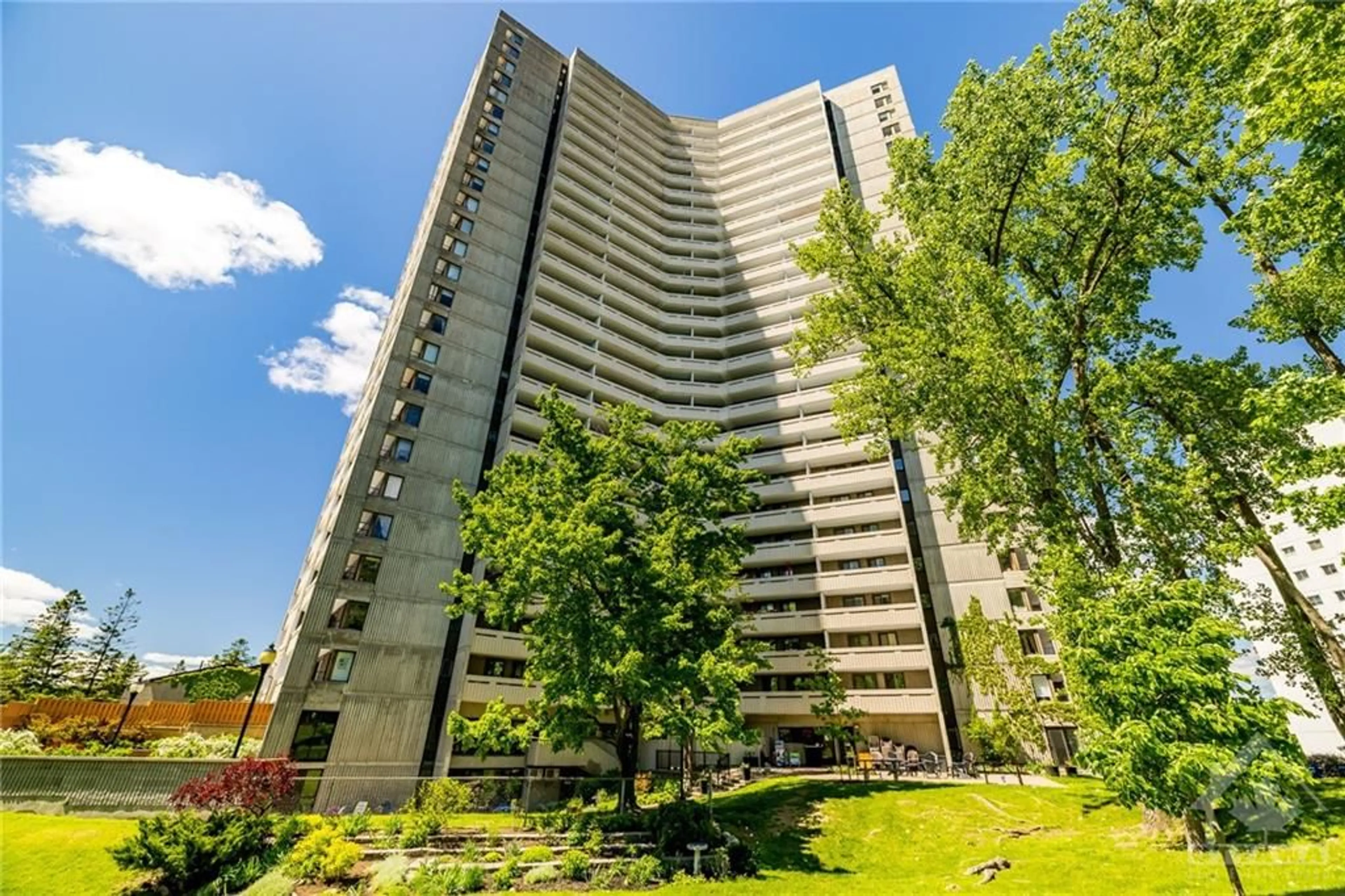 A pic from exterior of the house or condo for 1081 AMBLESIDE Dr #803, Ottawa Ontario K2B 8C8