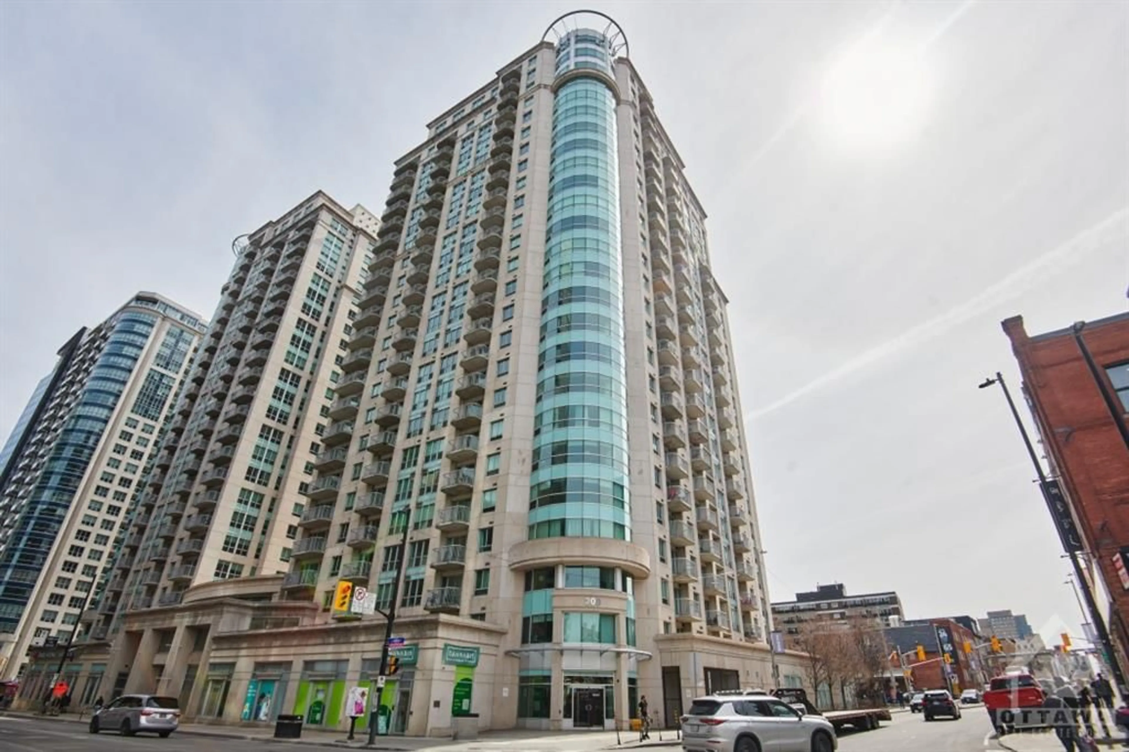 A pic from exterior of the house or condo for 200 RIDEAU St #1904, Ottawa Ontario K1N 5Y1