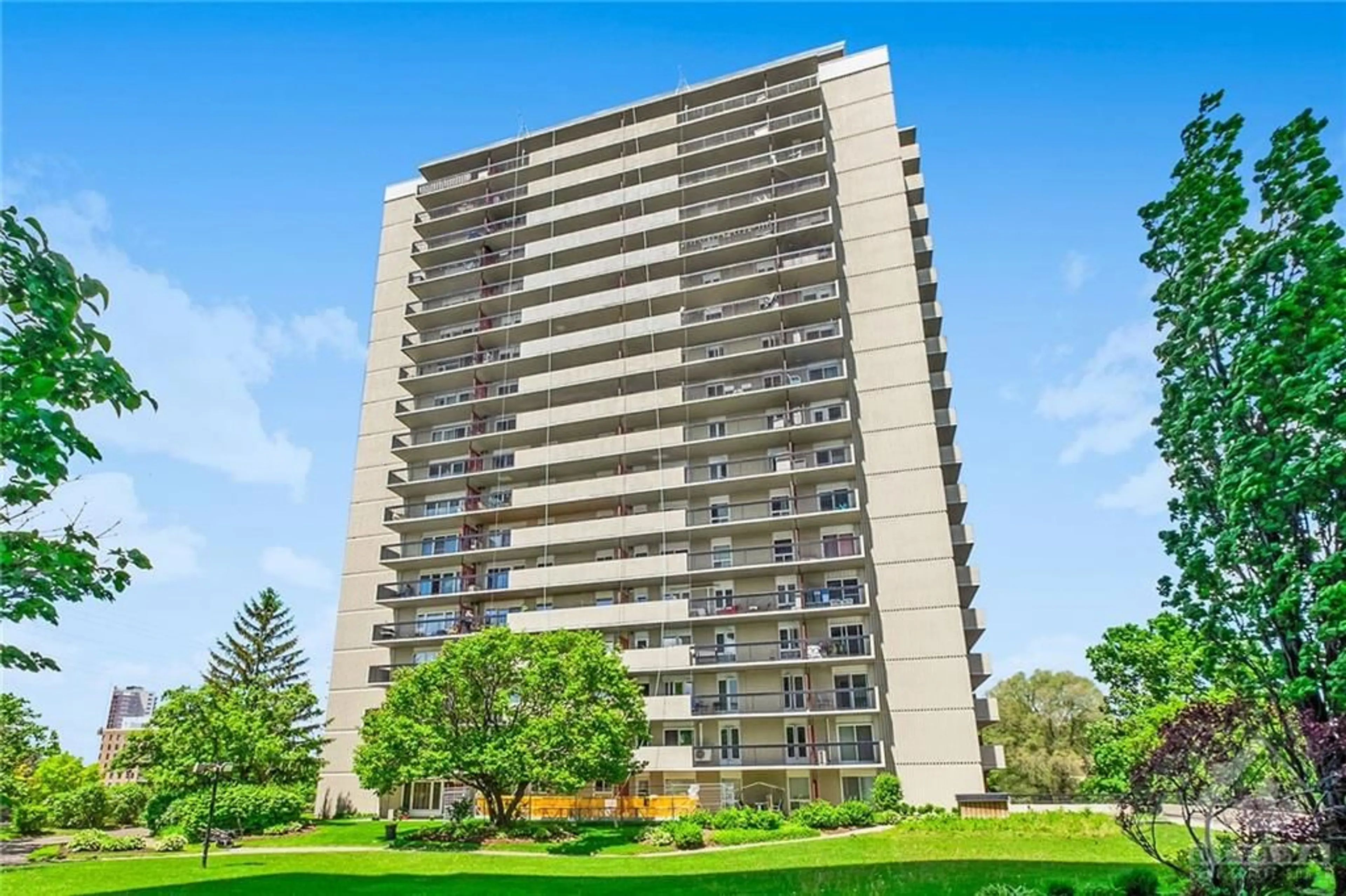A pic from exterior of the house or condo for 158B MCARTHUR Ave #1706, Ottawa Ontario K1L 8C9