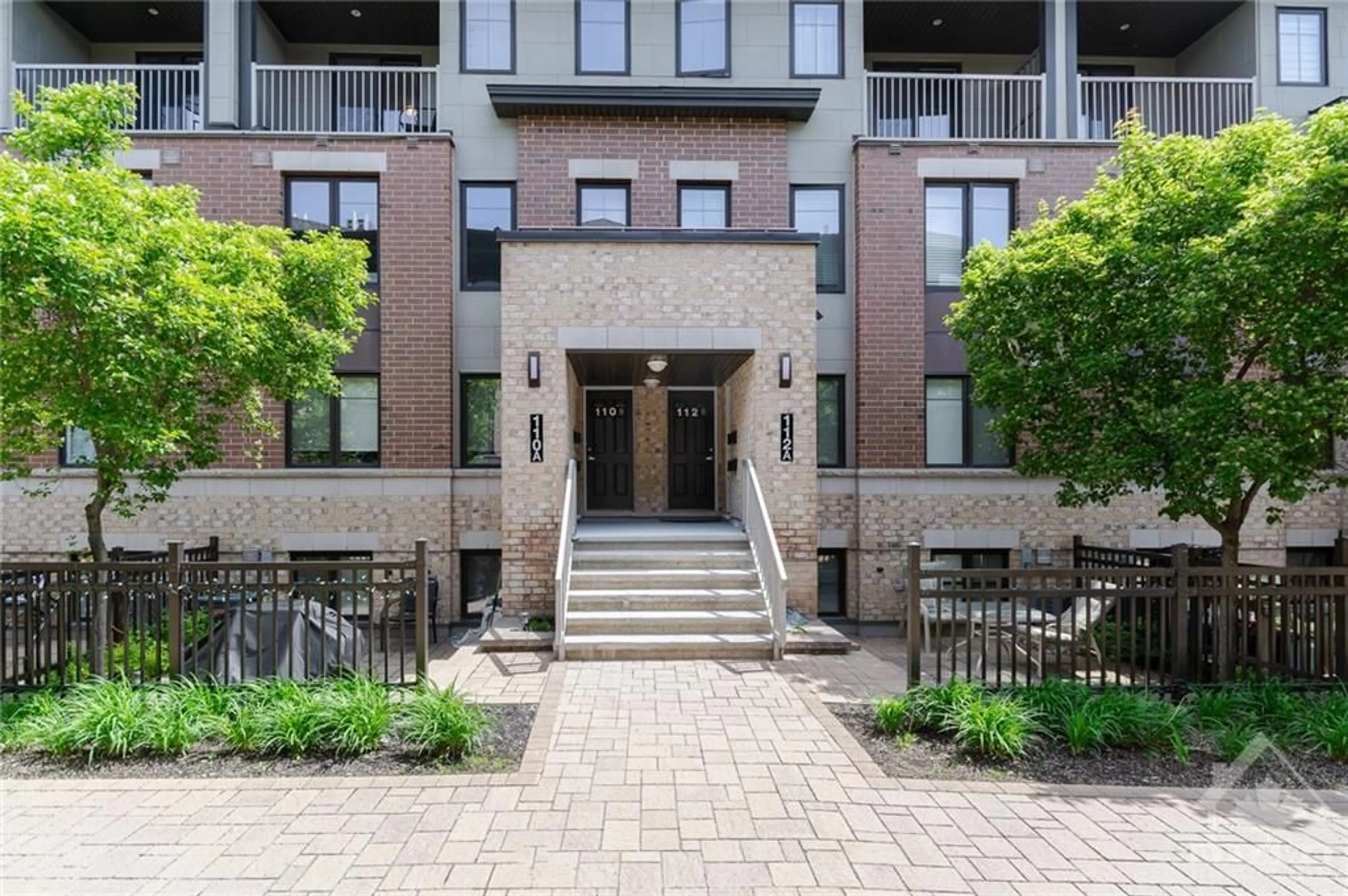 A pic from exterior of the house or condo for 110 LINDENSHADE Dr #B, Ottawa Ontario K2J 5R5