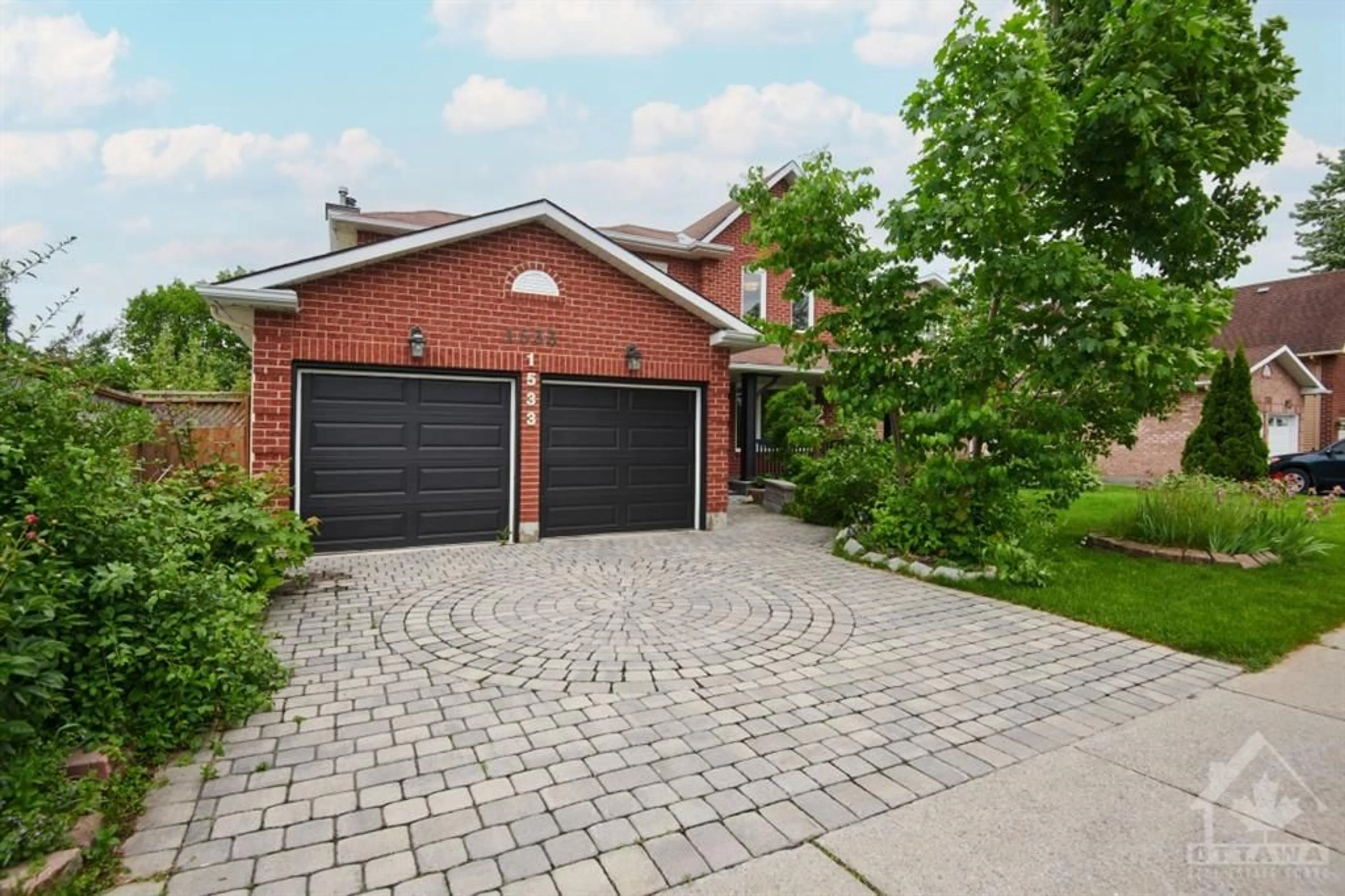 Home with brick exterior material for 1533 FOREST VALLEY Dr, Orleans Ontario K1C 6G8