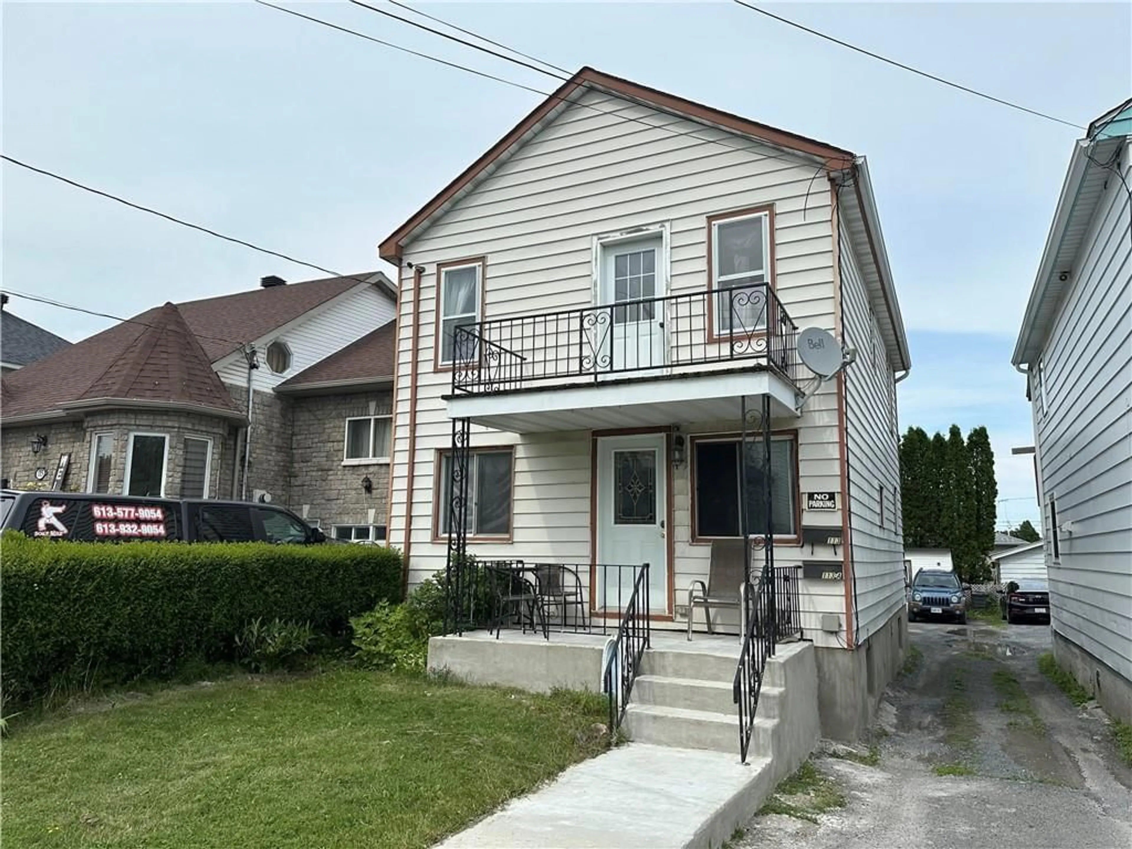 Frontside or backside of a home for 113-113A LEFEBVRE Ave, Cornwall Ontario K6H 5G6