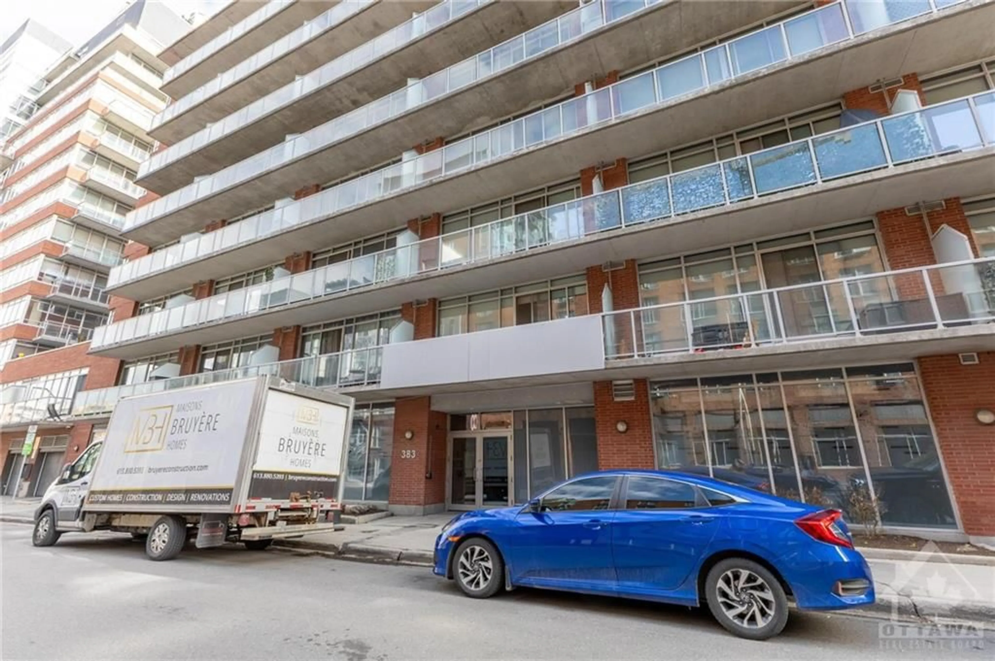 A pic from exterior of the house or condo for 383 CUMBERLAND St #501, Ottawa Ontario K1N 1J7