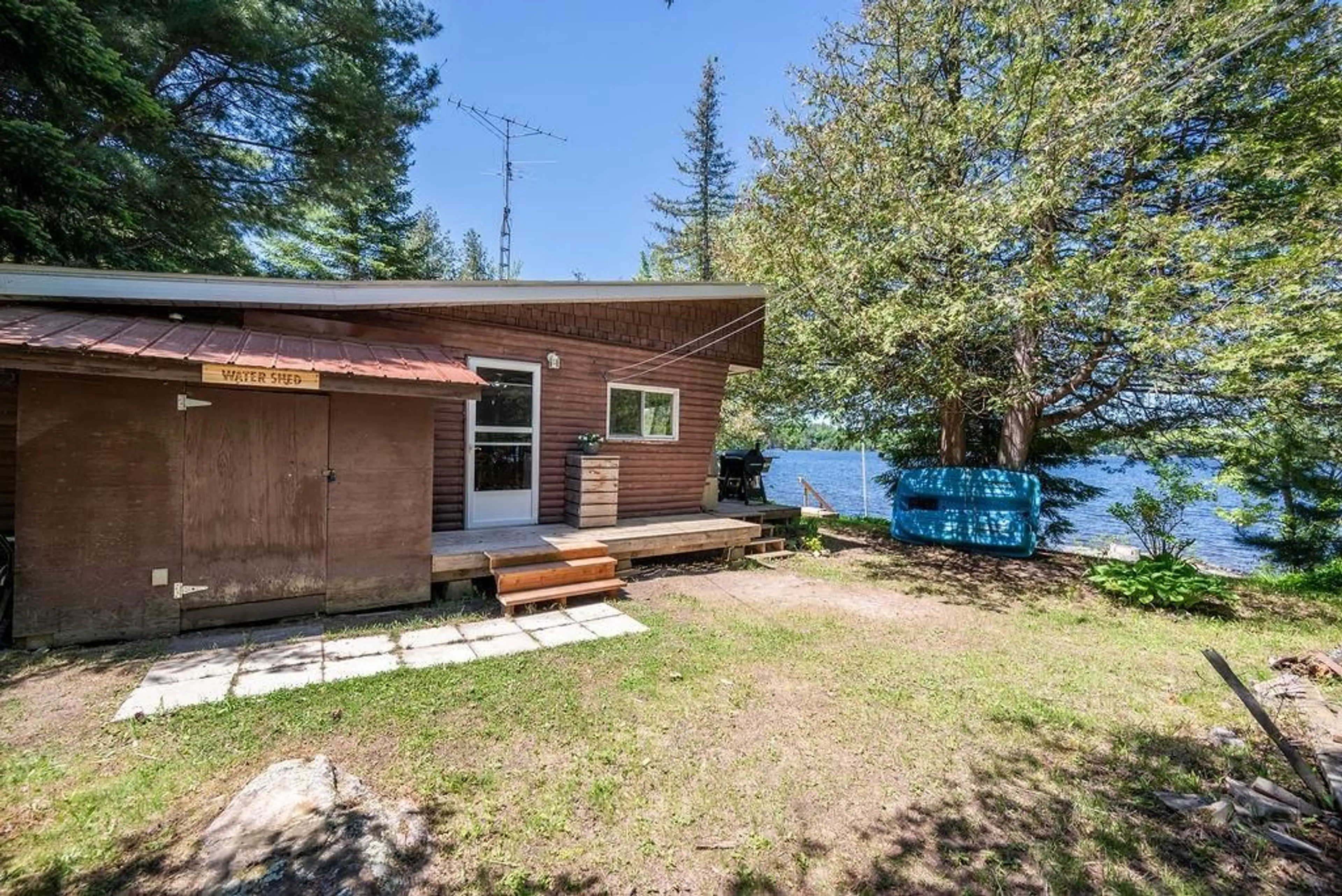 Cottage for 270 TRANQUILITY BAY Dr, Golden Lake Ontario K0J 1X0