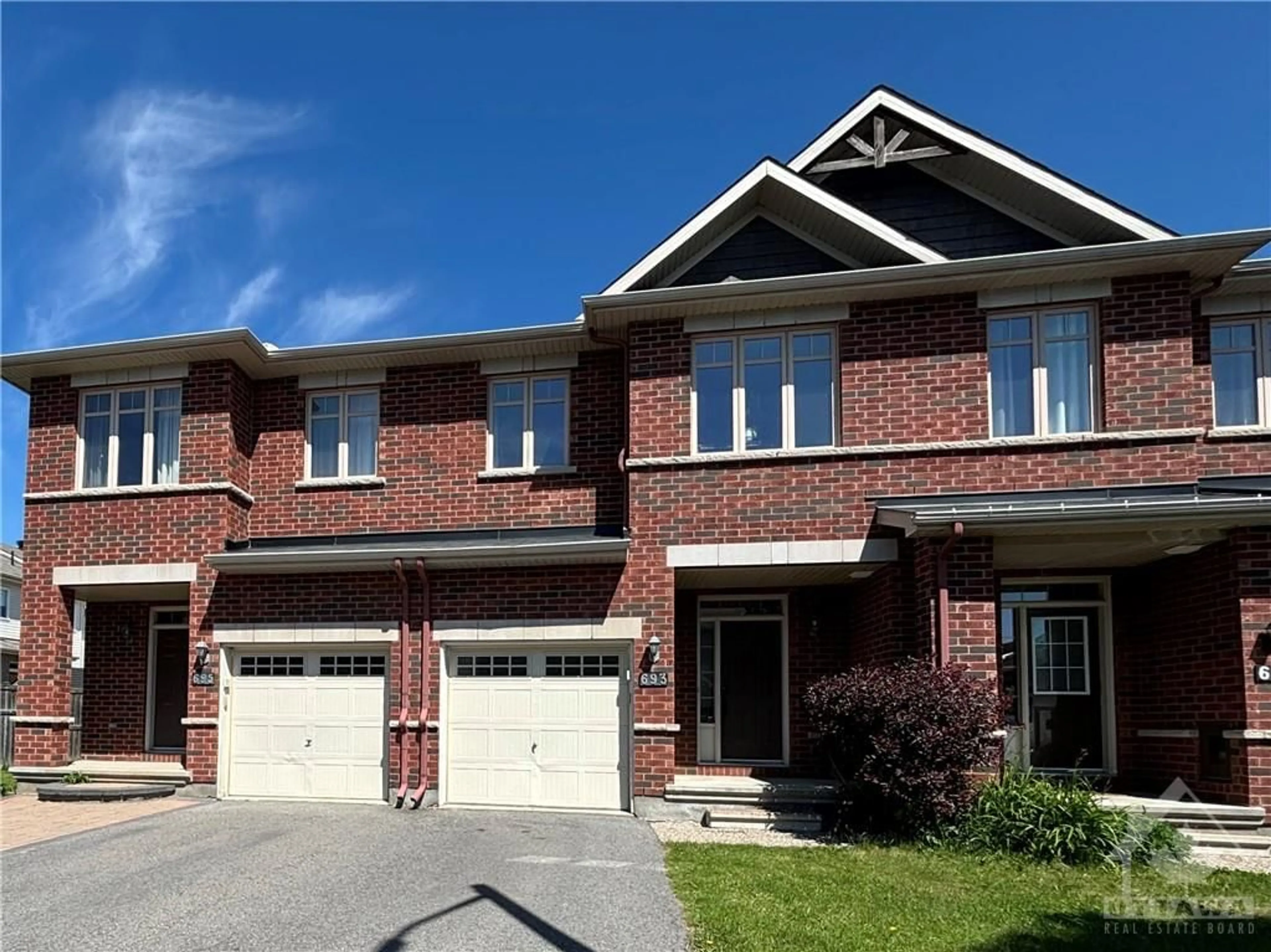 Home with brick exterior material for 693 BOWERCREST Cres, Ottawa Ontario K1V 2M2