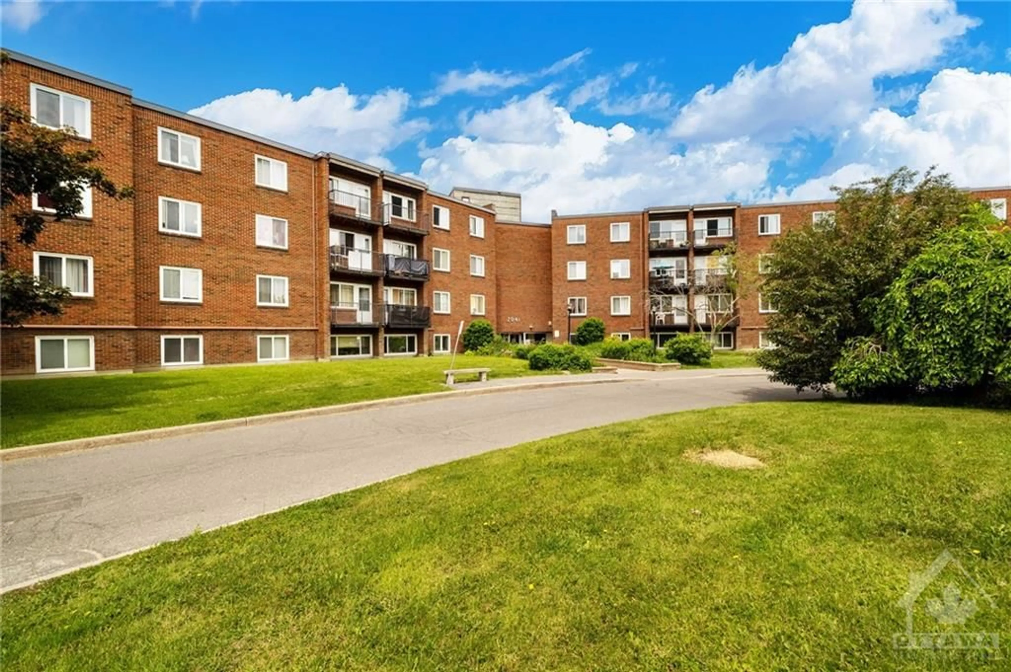 A pic from exterior of the house or condo for 2041 ARROWSMITH Dr #402C, Ottawa Ontario K1J 7V7