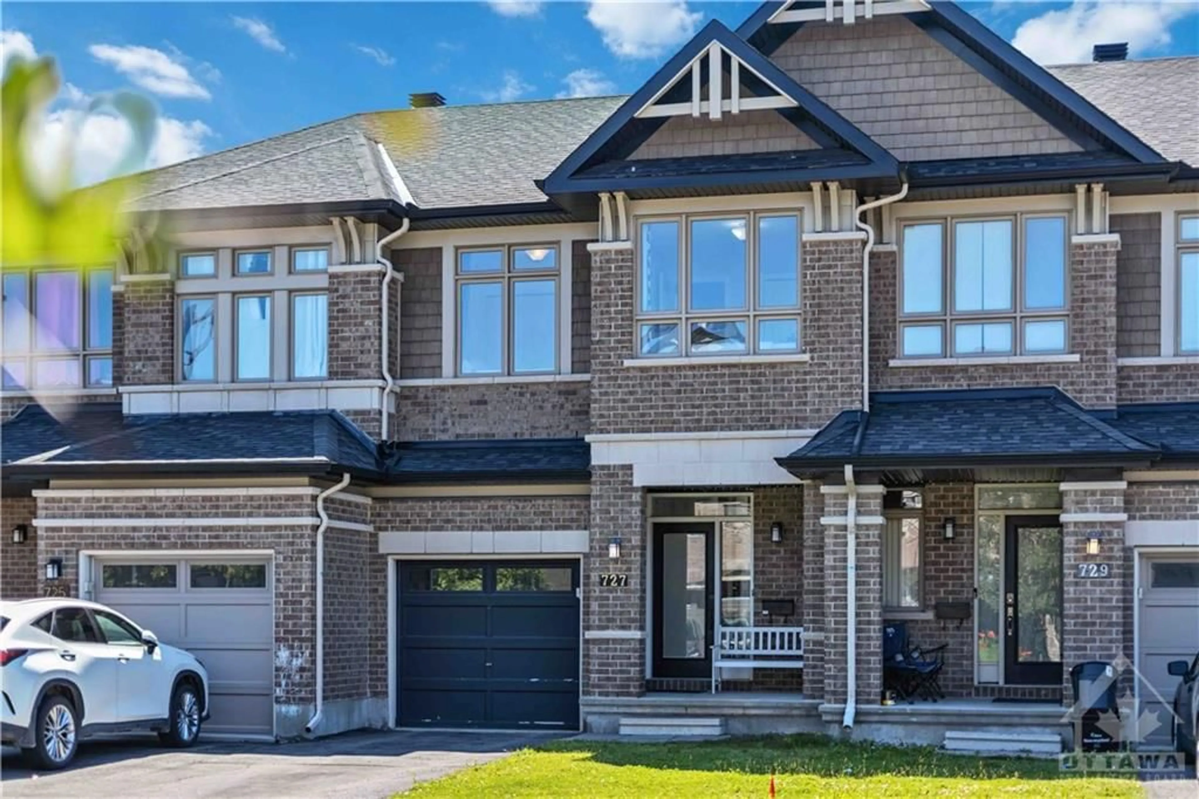 Home with brick exterior material for 727 MORNINGSTAR Way, Ottawa Ontario K1W 0G6