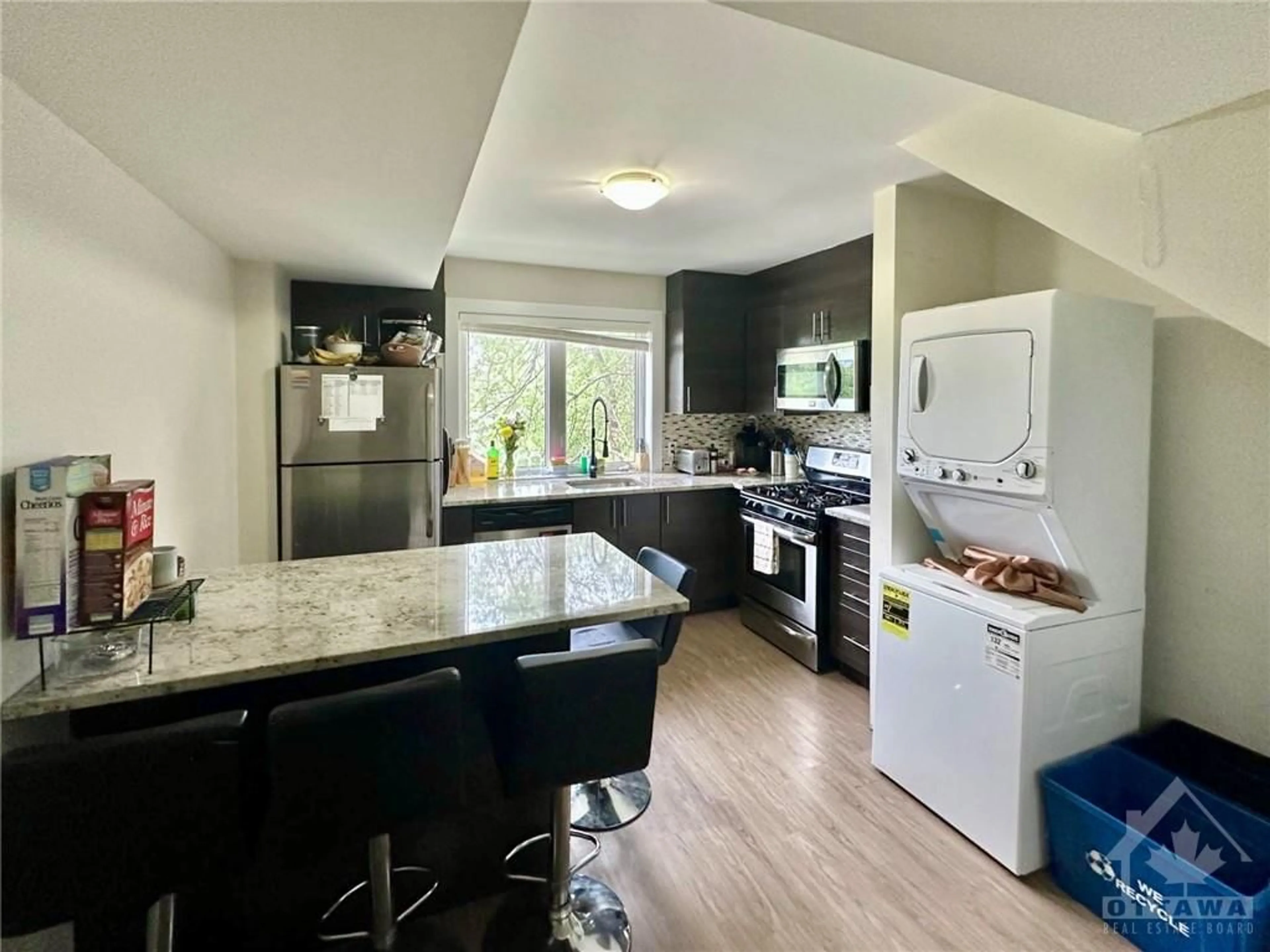 Open concept kitchen for 460 NELSON St, Ottawa Ontario K1N 7S8