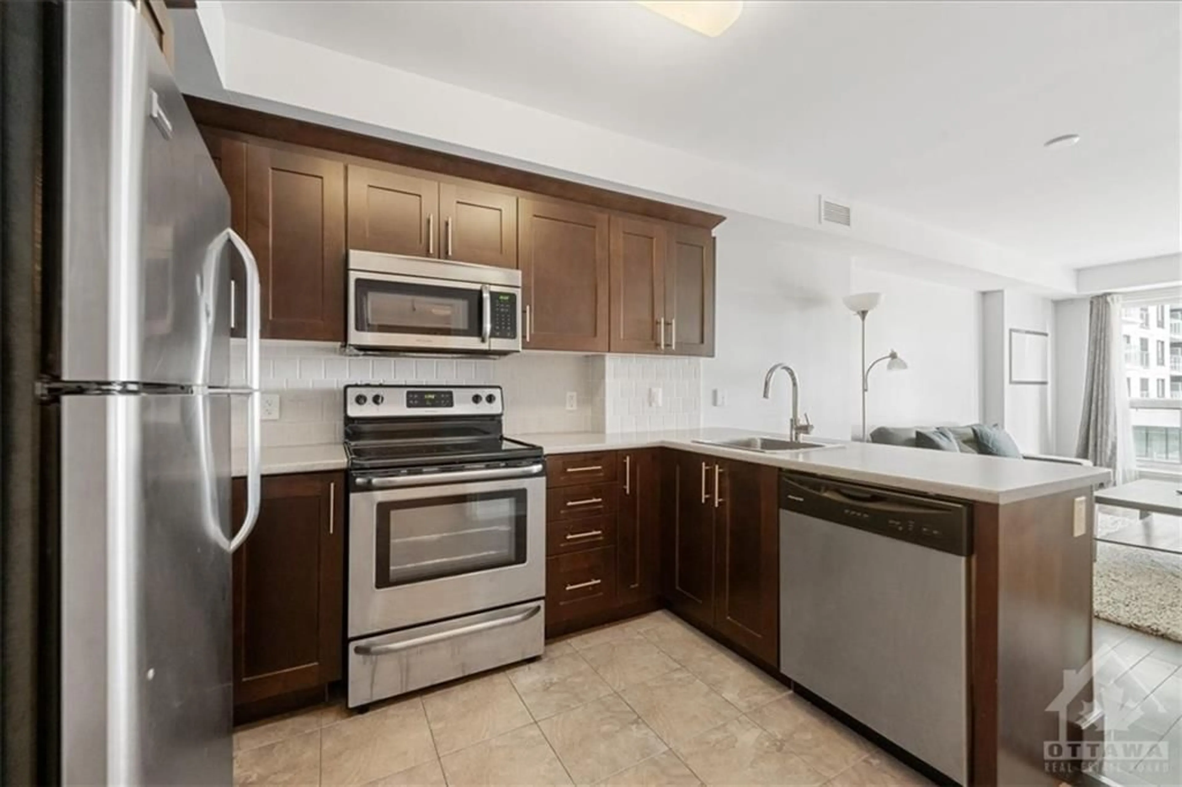 Standard kitchen, not visible floor for 242 RIDEAU St #405, Ottawa Ontario K1N 0B7