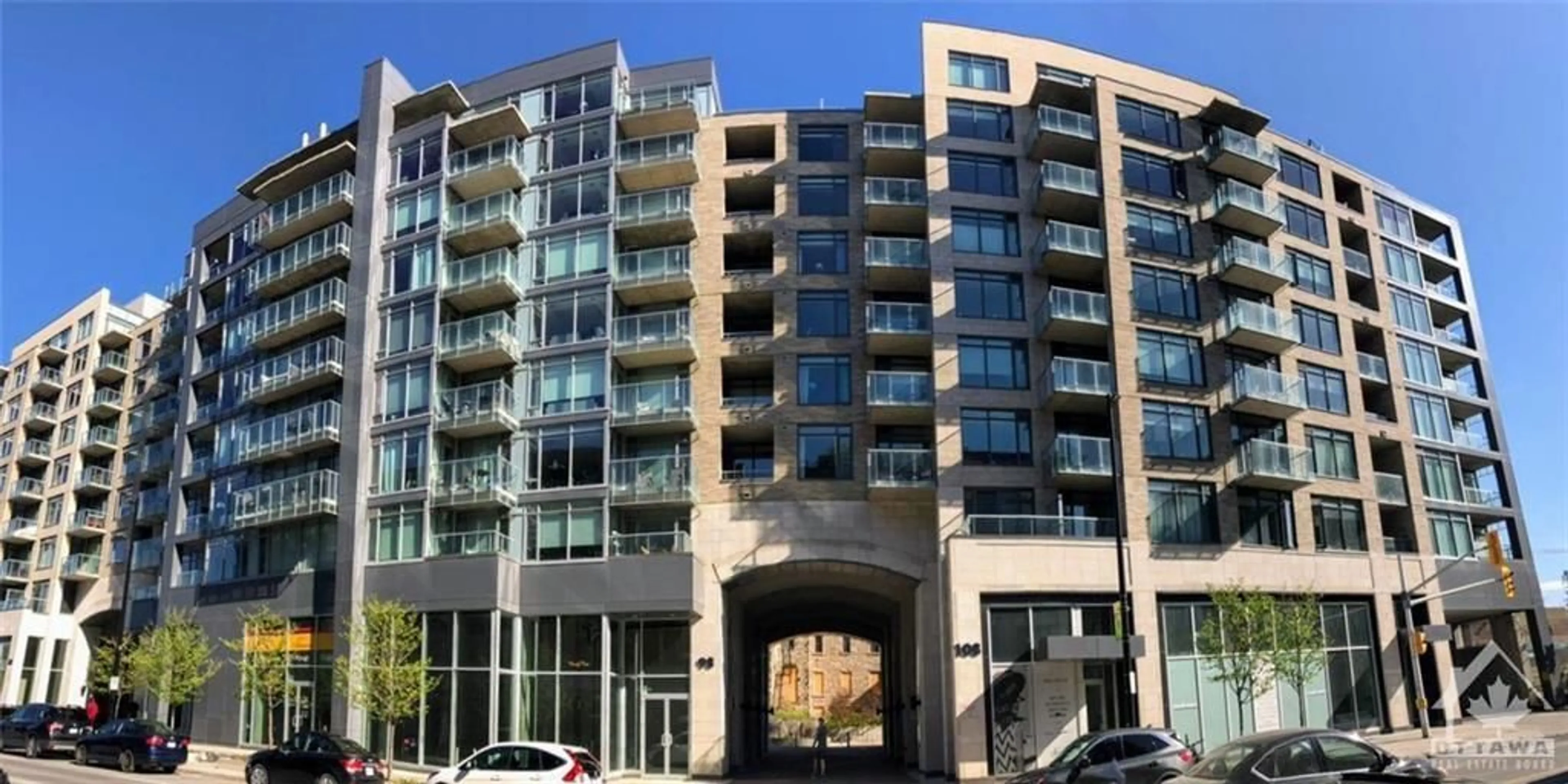 A pic from exterior of the house or condo for 108 RICHMOND Rd #407, Ottawa Ontario K1Z 0B2