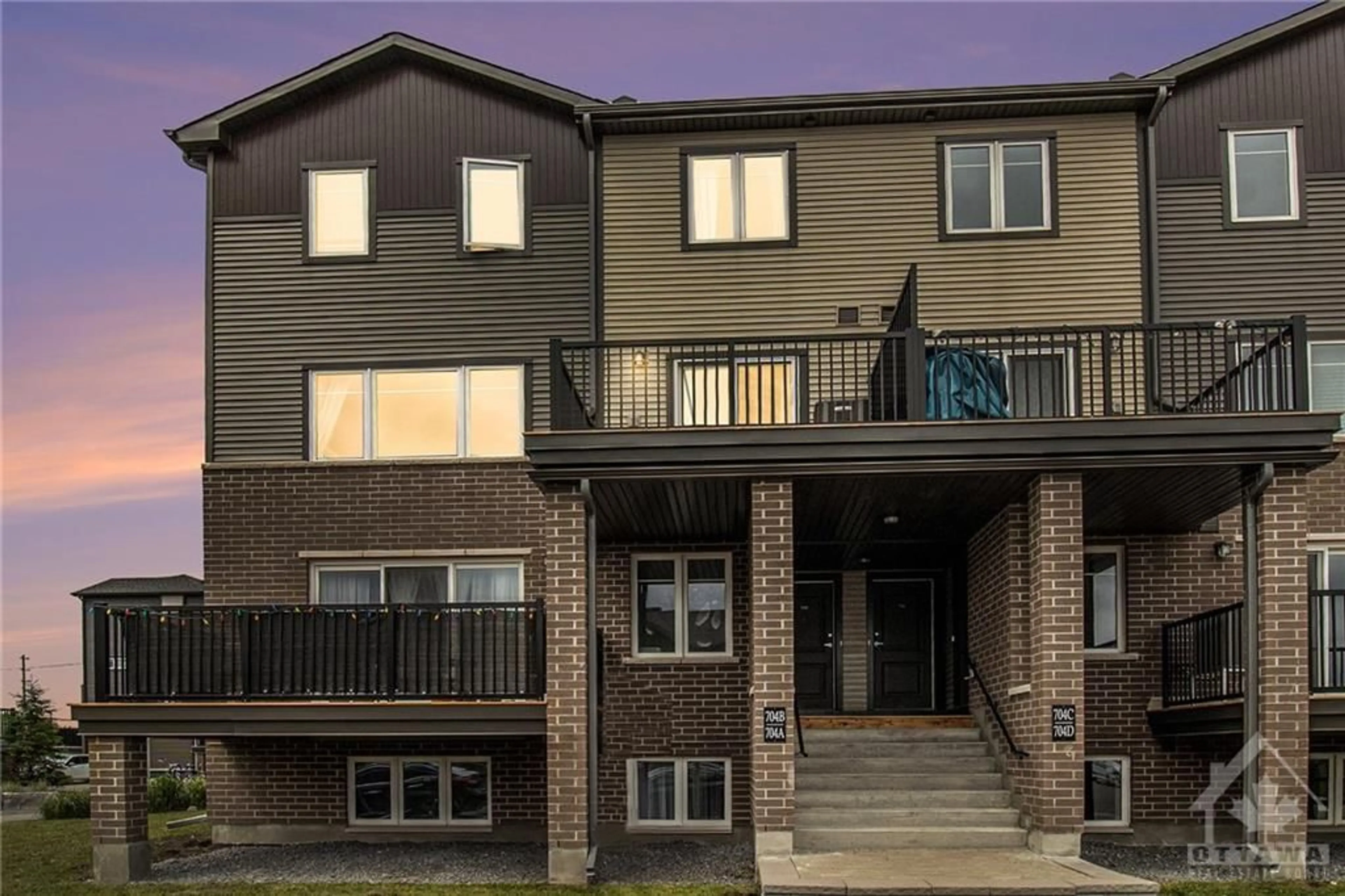 A pic from exterior of the house or condo for 704 AMBERWING Pvt #B, Ottawa Ontario K4A 5H5