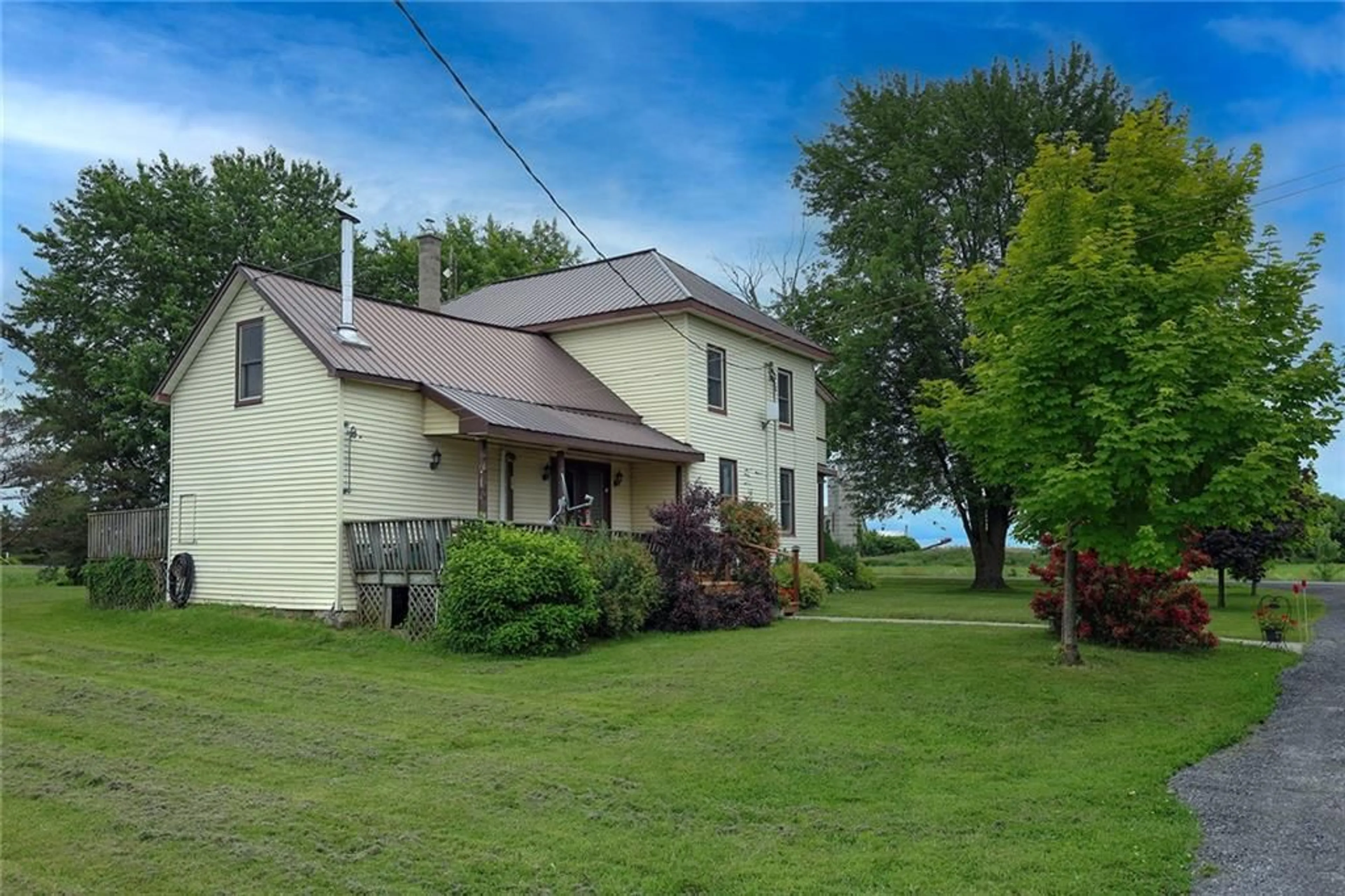 Cottage for 10855 IRENA Rd, Iroquois Ontario K0E 1K0