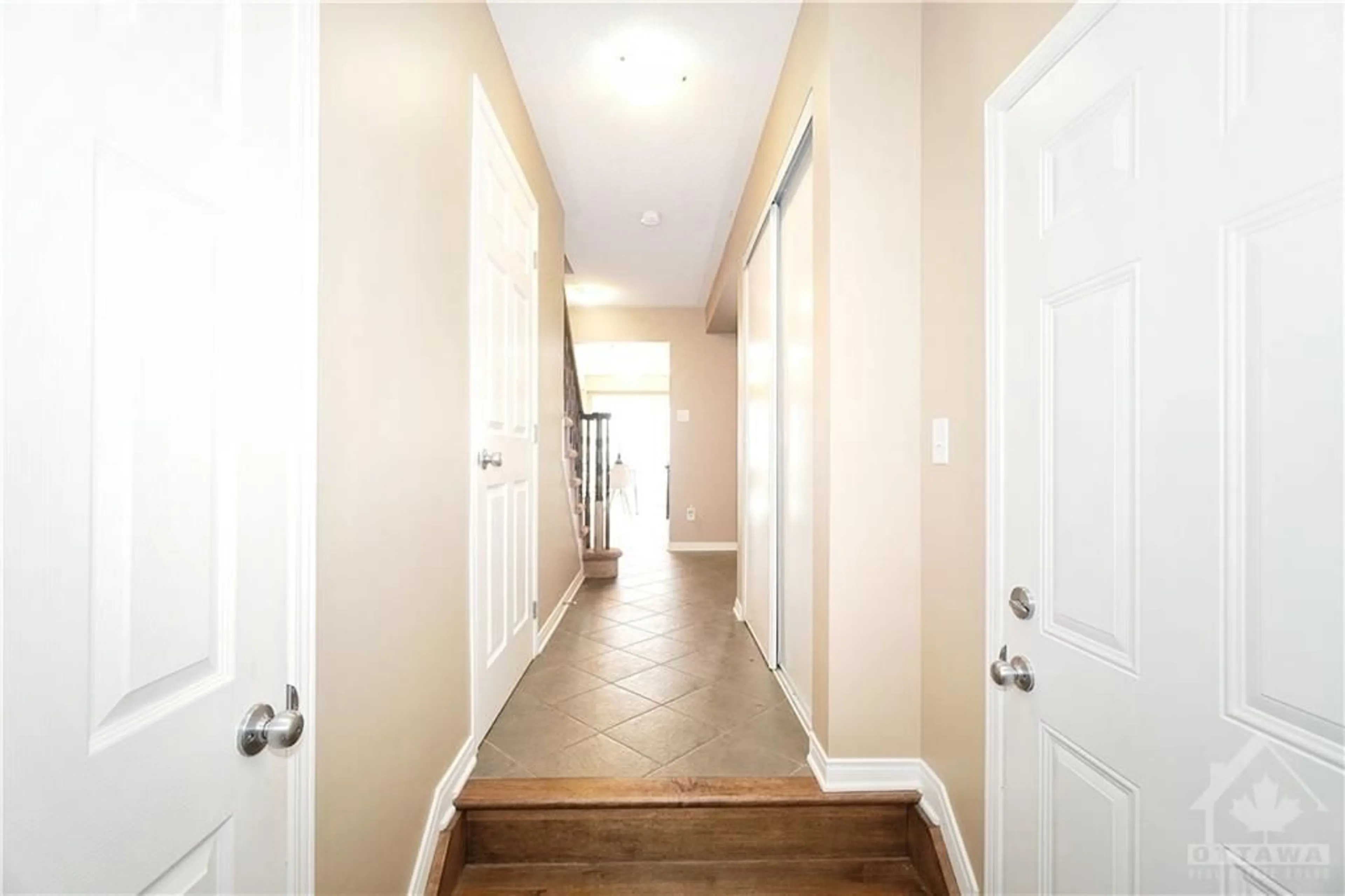 Indoor entryway, wood floors for 218 MOREL Pvt, Ottawa Ontario K2S 0M8