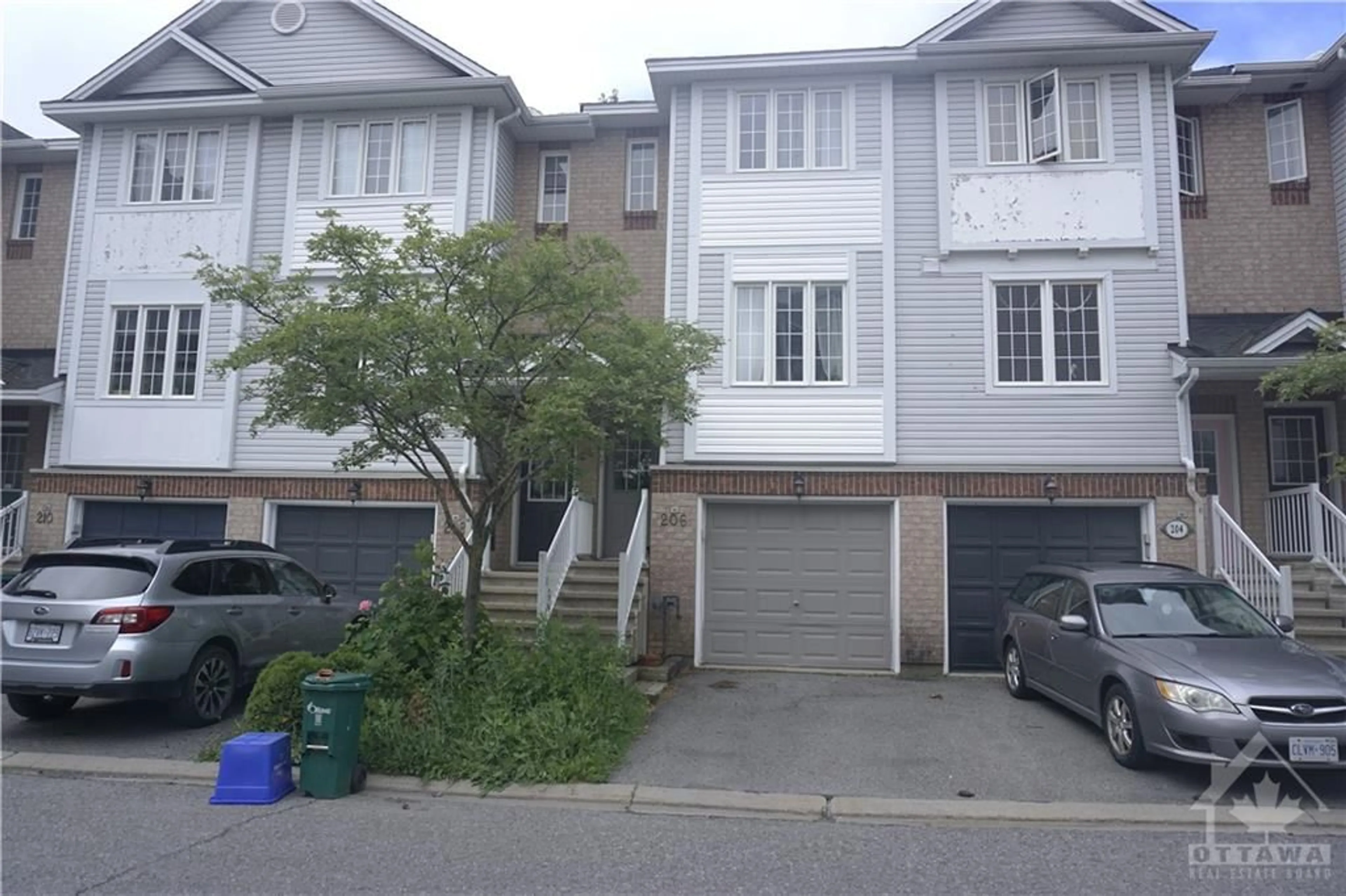 A pic from exterior of the house or condo for 206 RUTGERS Pvt, Ottawa Ontario K2C 4G7