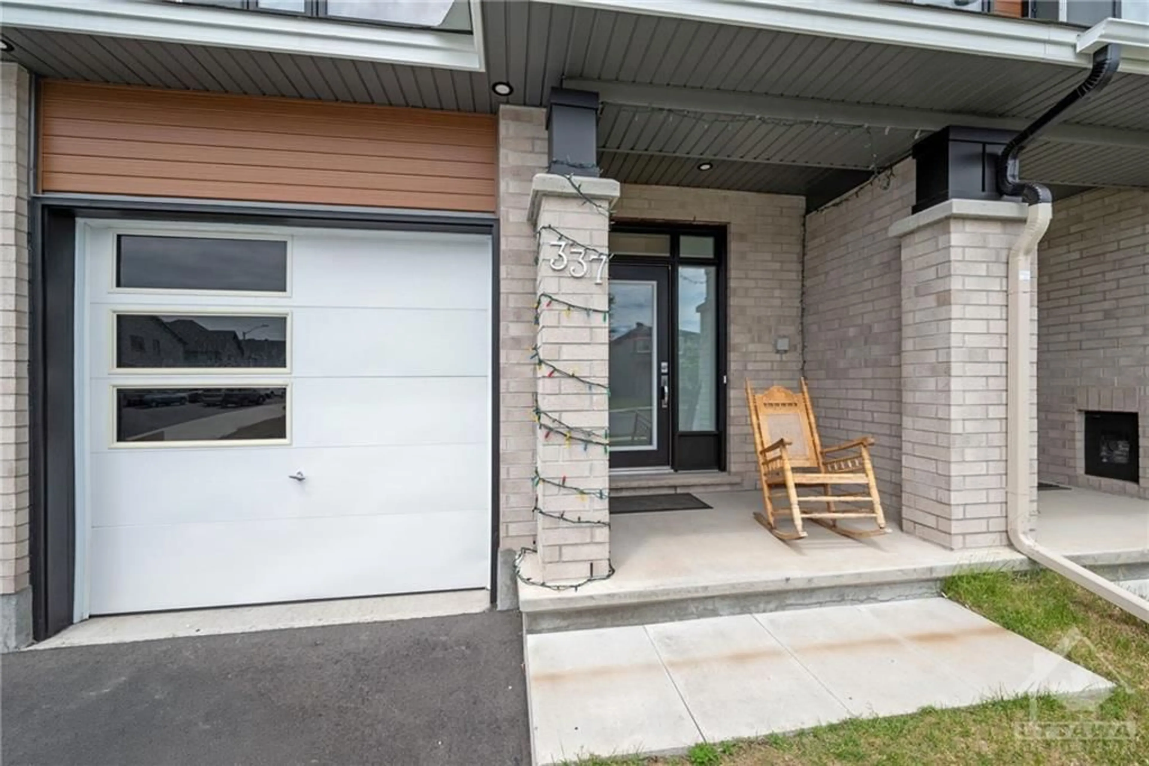 Home with brick exterior material for 337 BARRETT FARM Dr, Ottawa Ontario K1T 3V9