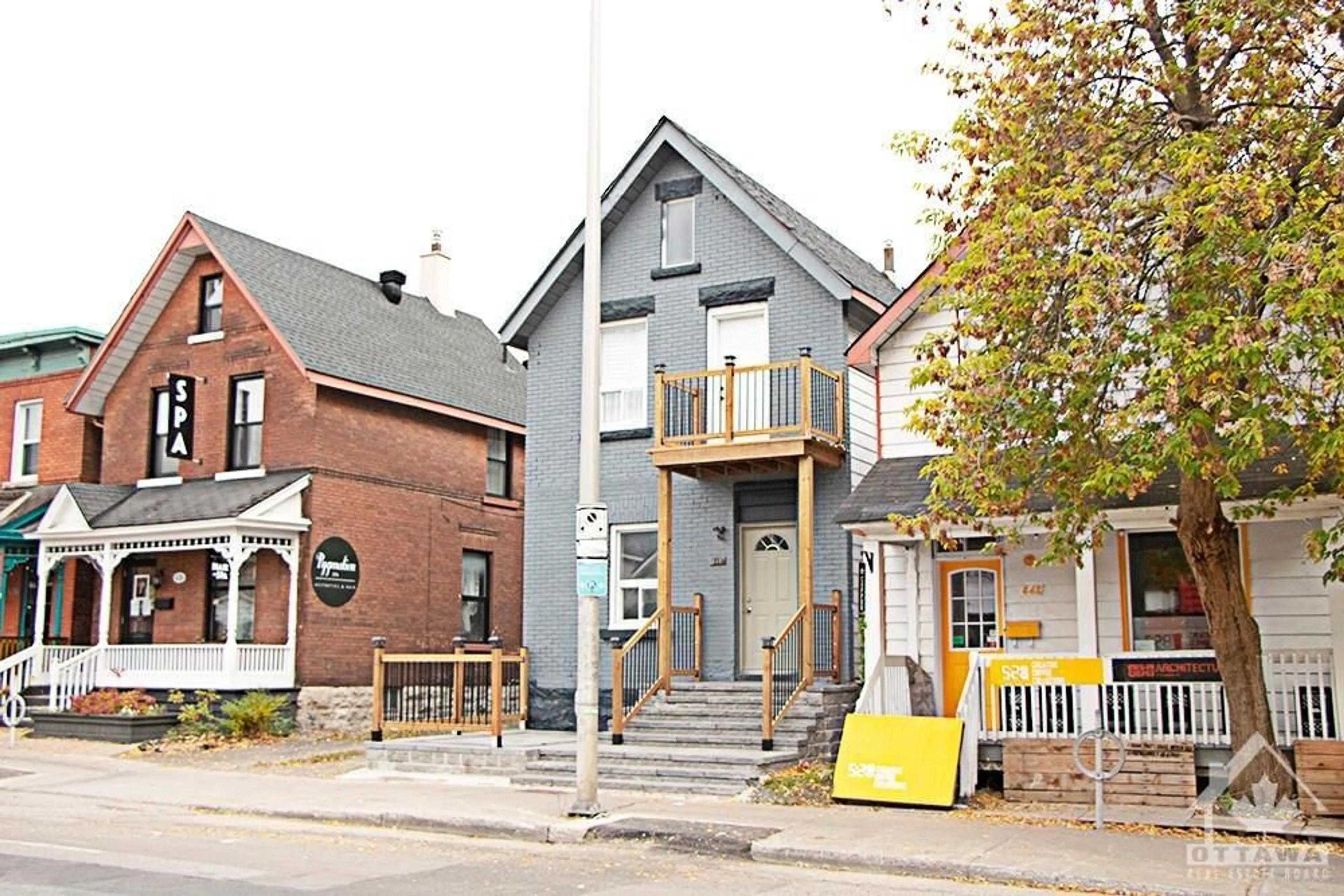 A pic from exterior of the house or condo for 640 SOMERSET St, Ottawa Ontario K1R 5K4