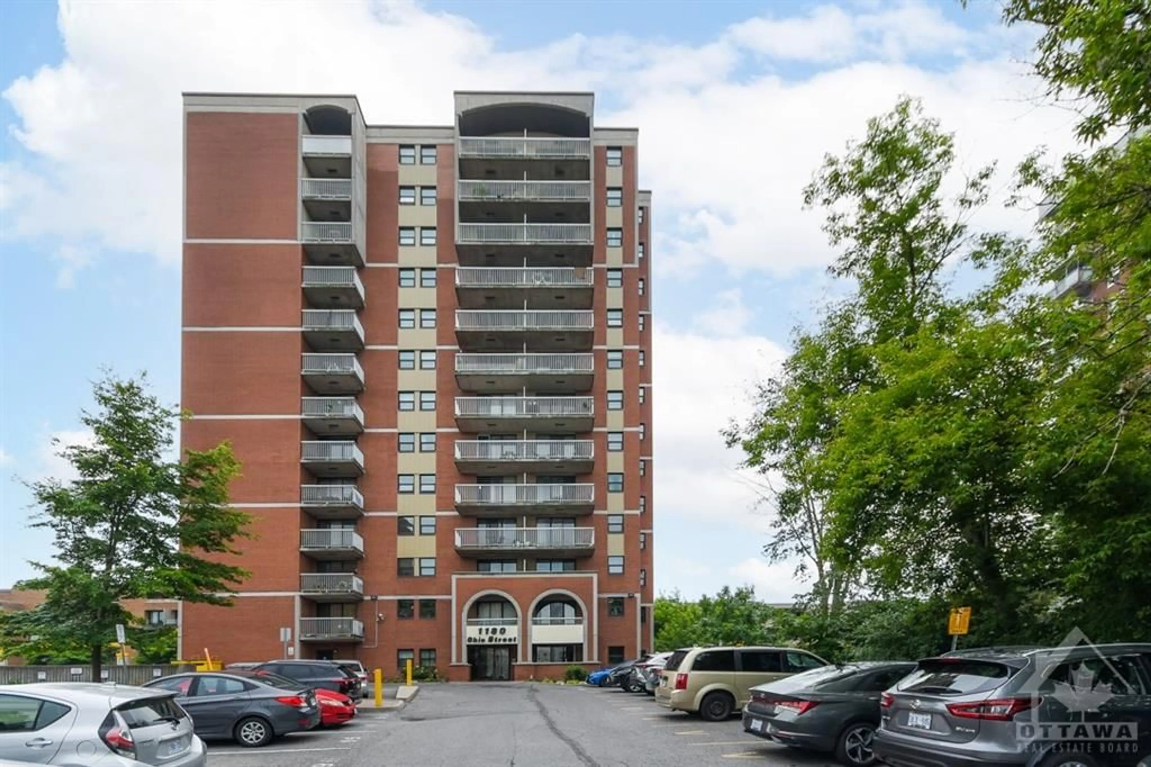 A pic from exterior of the house or condo for 1180 OHIO St #101, Ottawa Ontario K1H 8N5